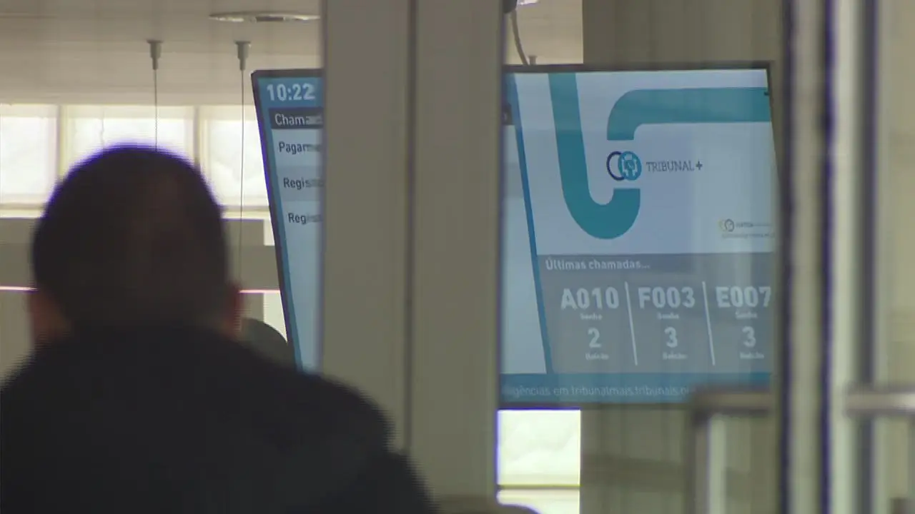 Negociação salarial entre Governo e sindicatos da função pública arranca quarta-feira