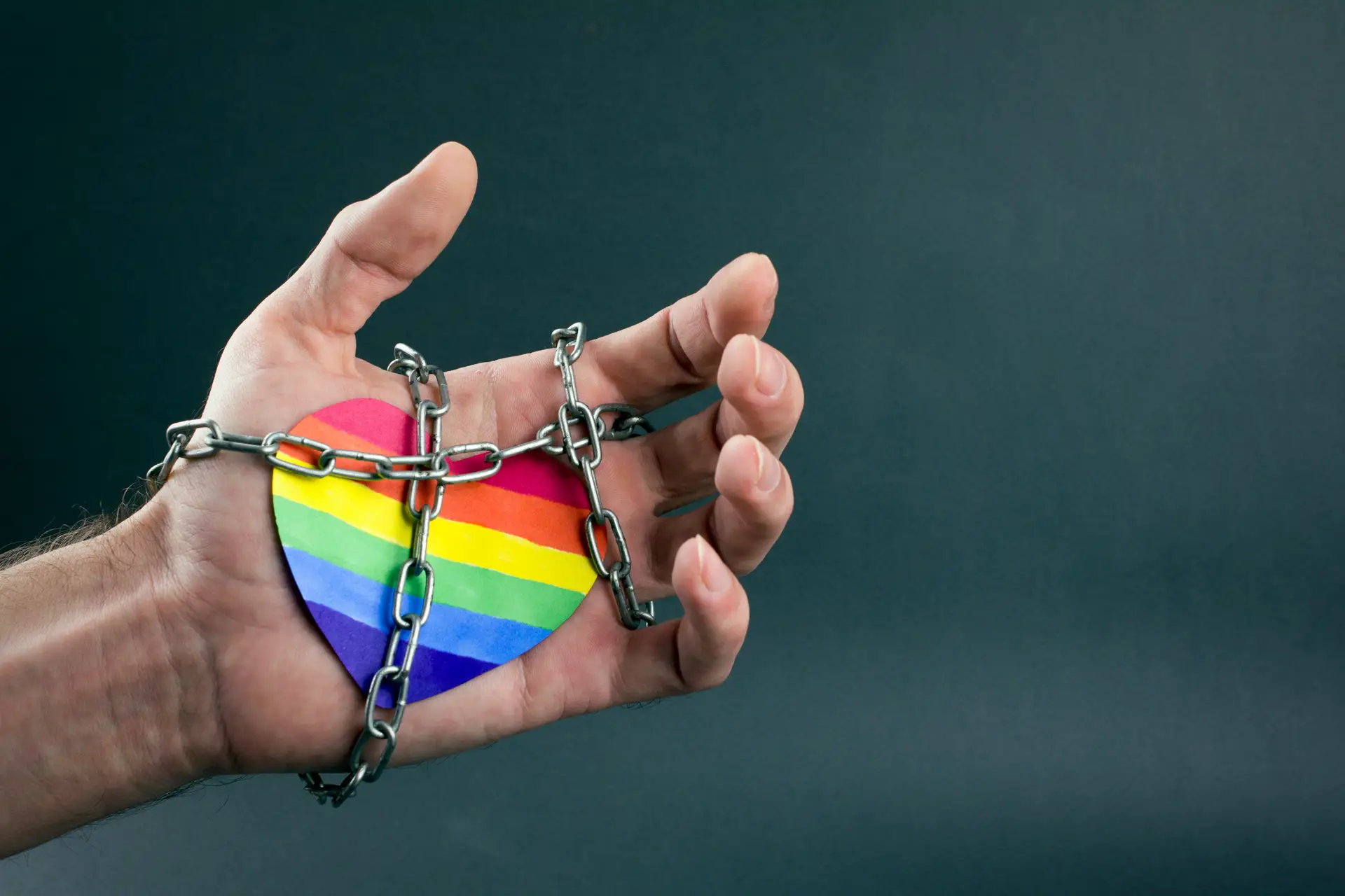 Como (sobre)vivem as mulheres no Qatar? E a comunidade LGBT+?