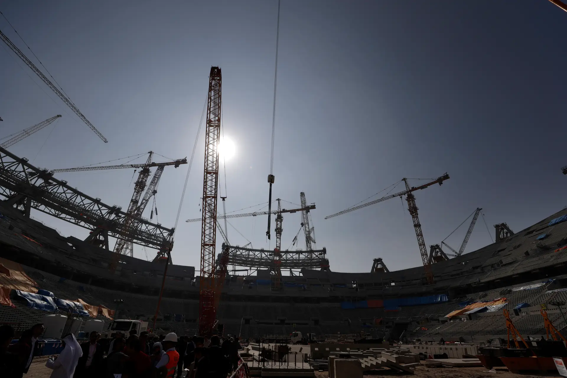 Mundial 2022: Vinci volta a negar acusações de trabalho forçado no Qatar