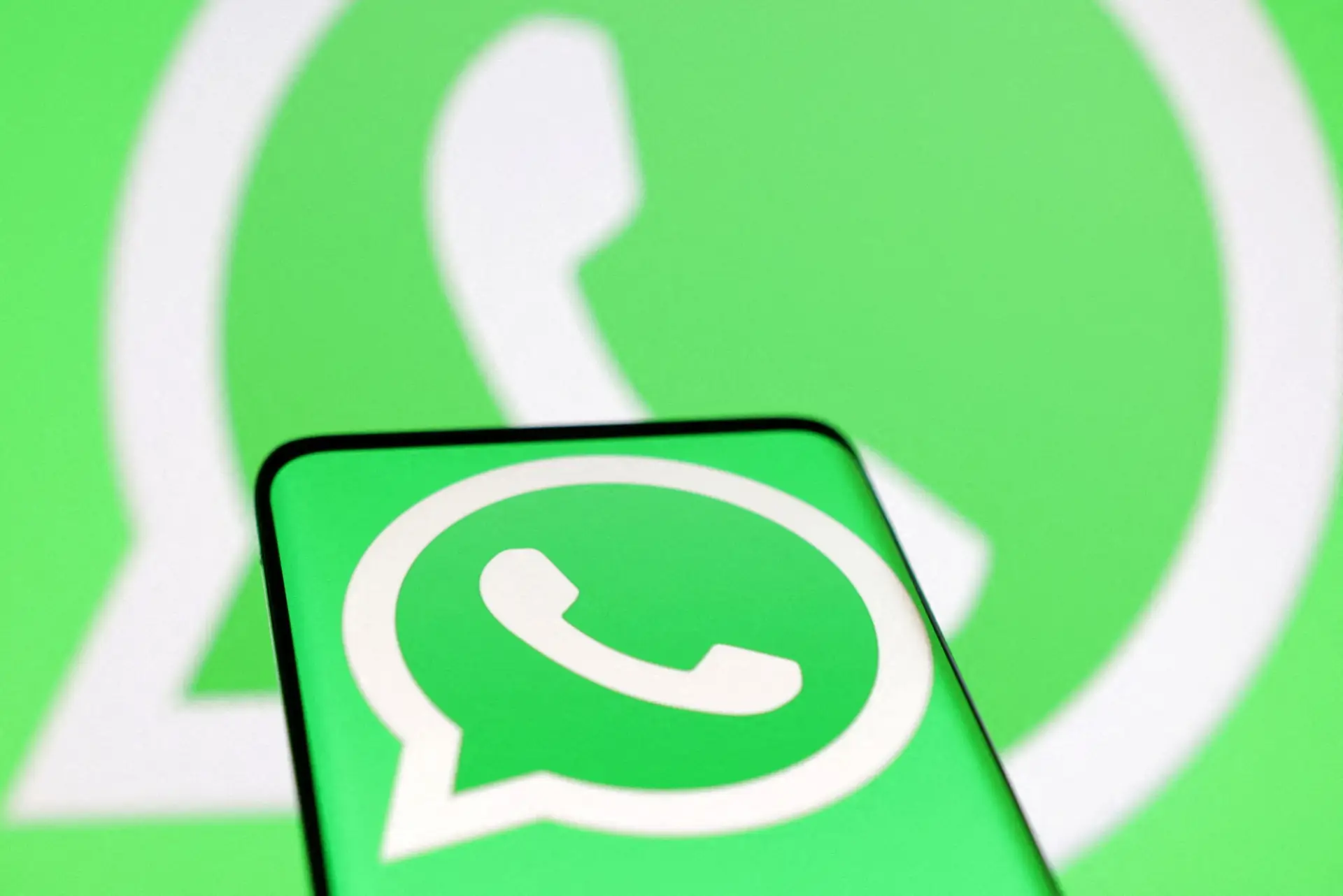 Após problemas em todo o mundo, WhatsApp começa a ser restabelecido