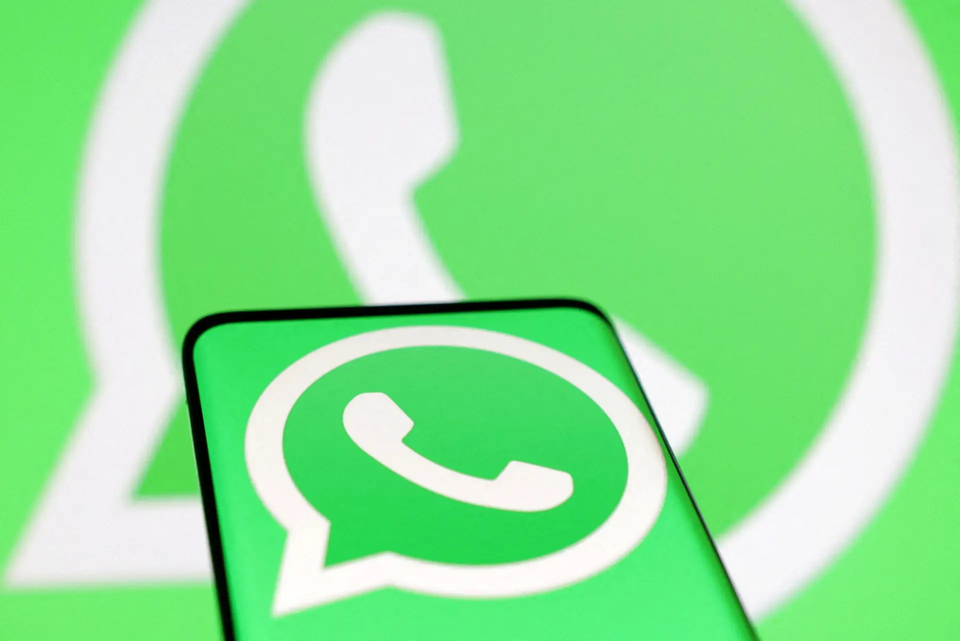 Após problemas em todo o mundo, WhatsApp começa a ser restabelecido