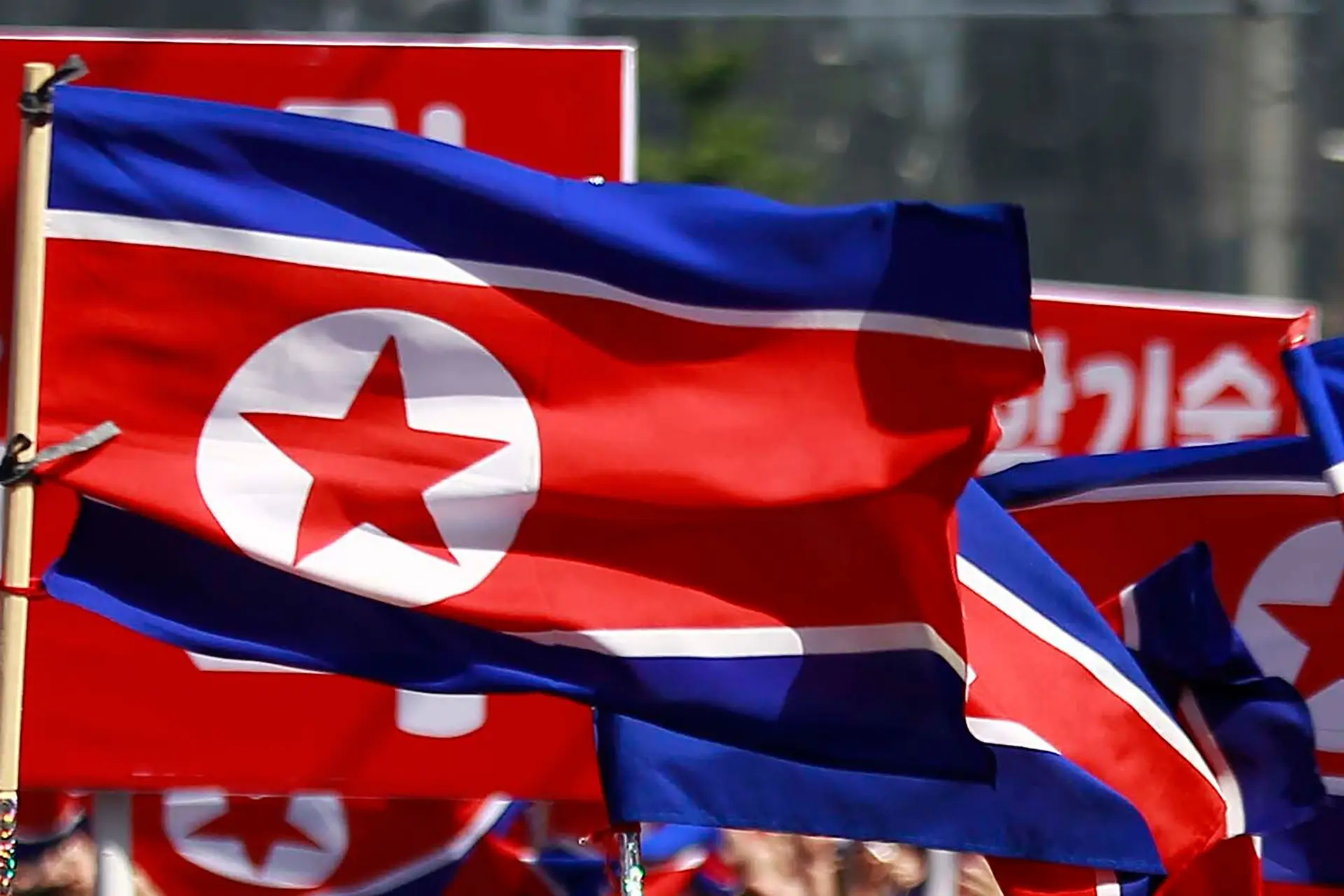 Coreia do Norte dispara míssil intercontinental em direção ao mar sul-coreano