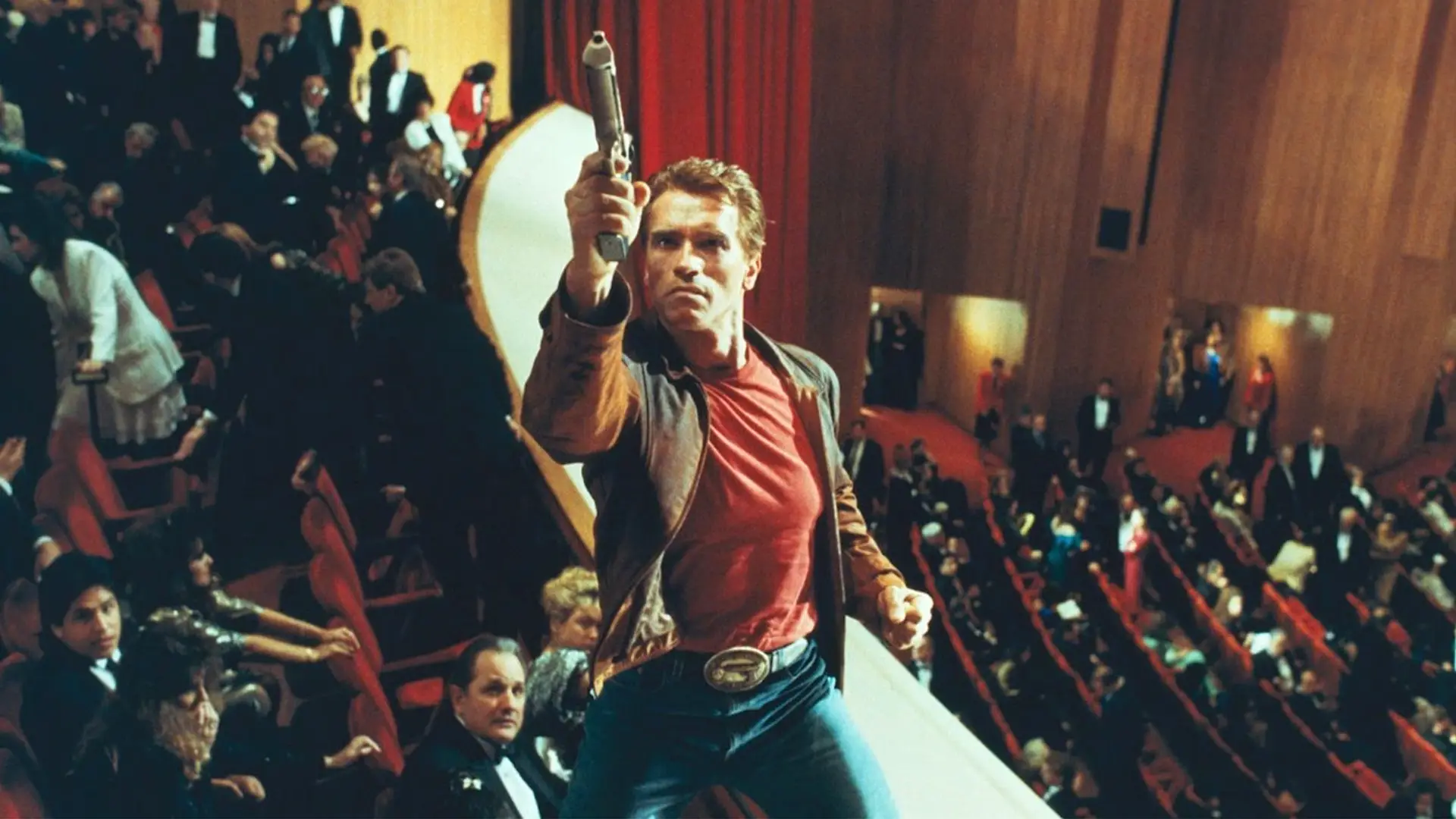 Arnold Schwarzenegger entre a aventura e o nosso mundo real