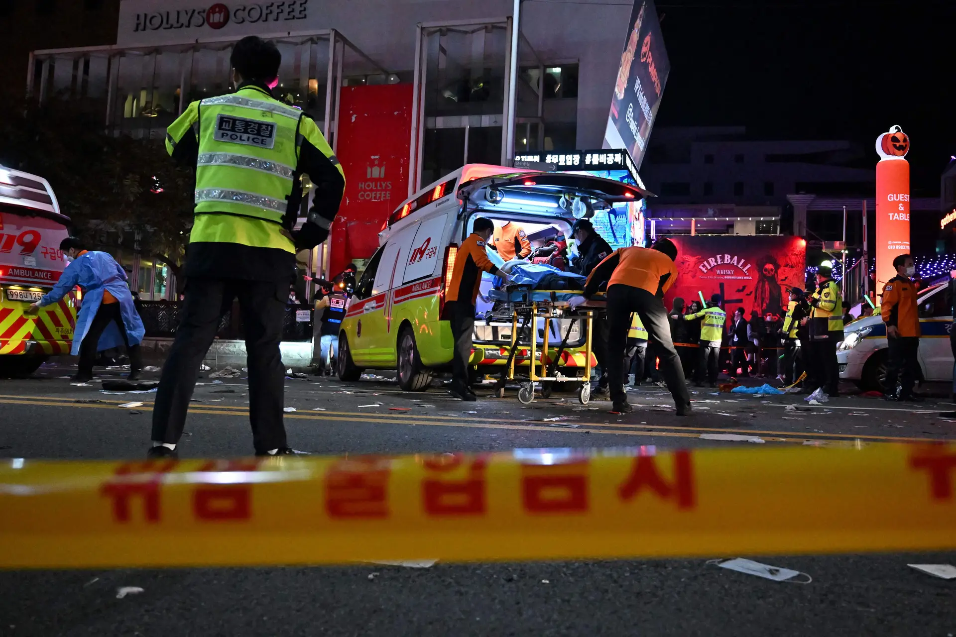 Multidão "esmagada" durante festejos de Halloween na Coreia do Sul