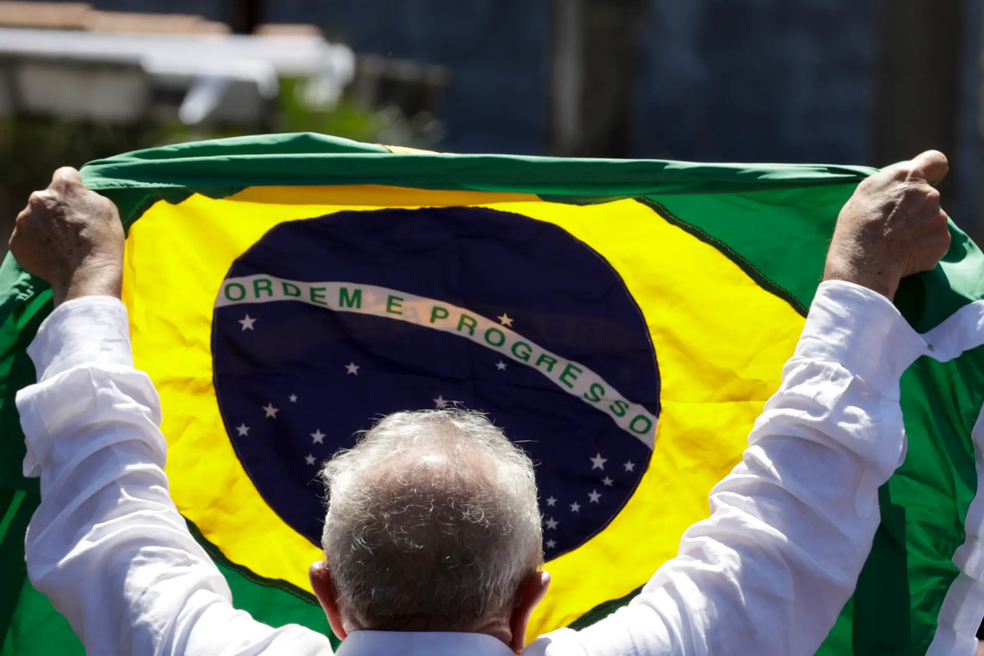 Lula da Silva vence por larga margem em Lisboa, Porto e Faro