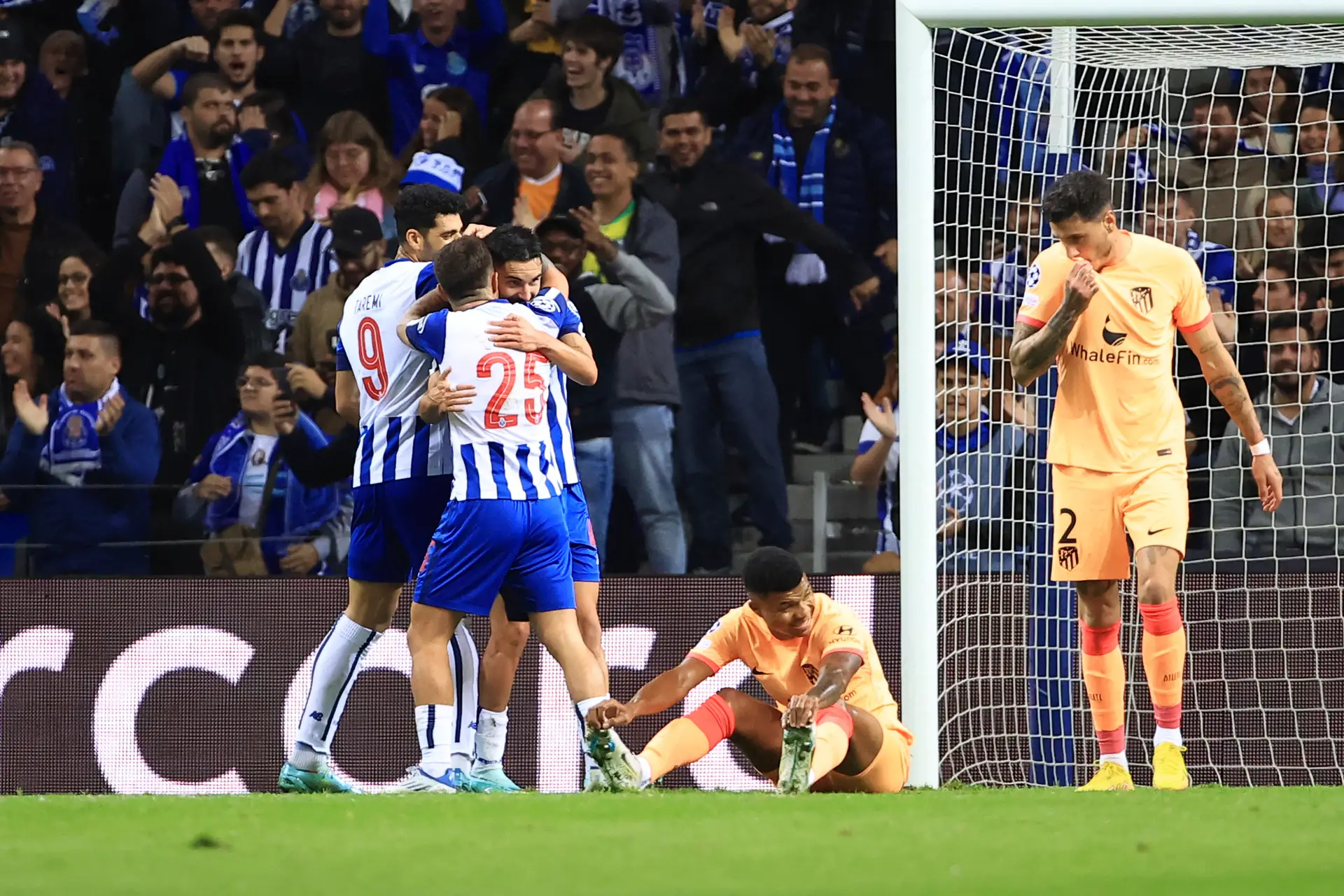 Champions: FC Porto vinga-se do Atlético Madrid e assegura liderança do grupo
