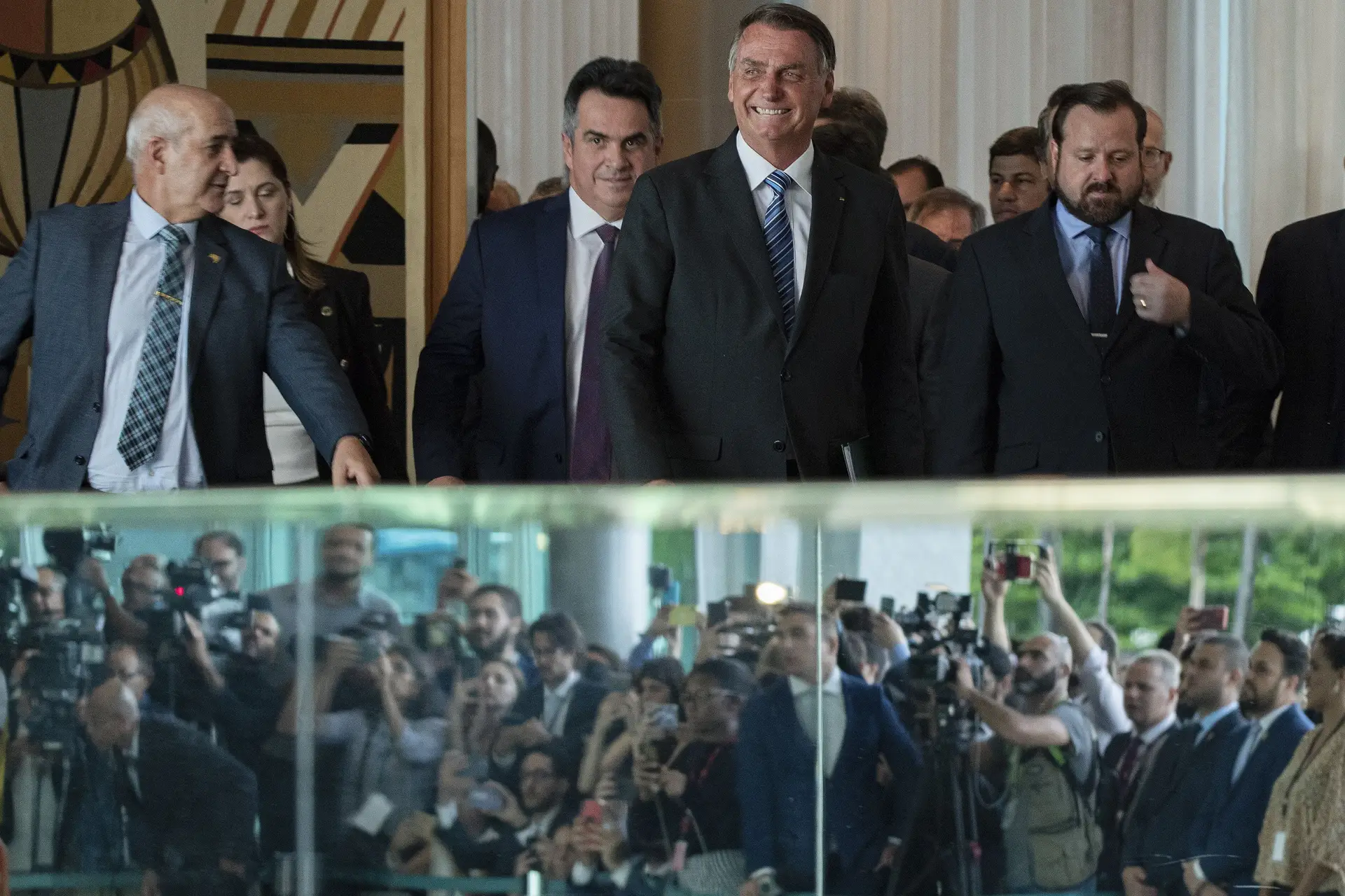 Juízes do Supremo reúnem-se com Bolsonaro e conversa foi "cordial"