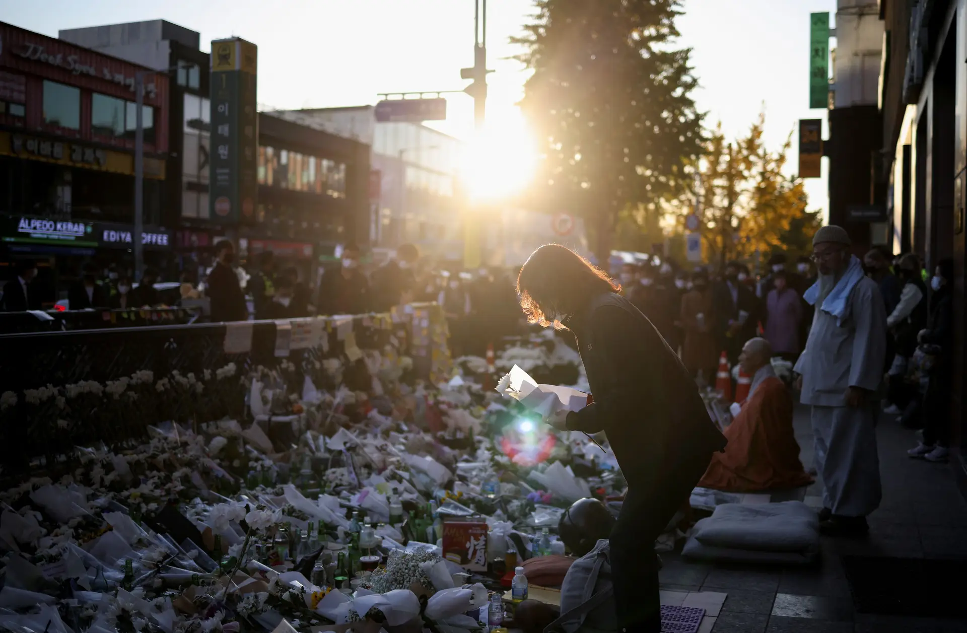 Tragédia na Coreia do Sul: dois polícias alvo de investigação