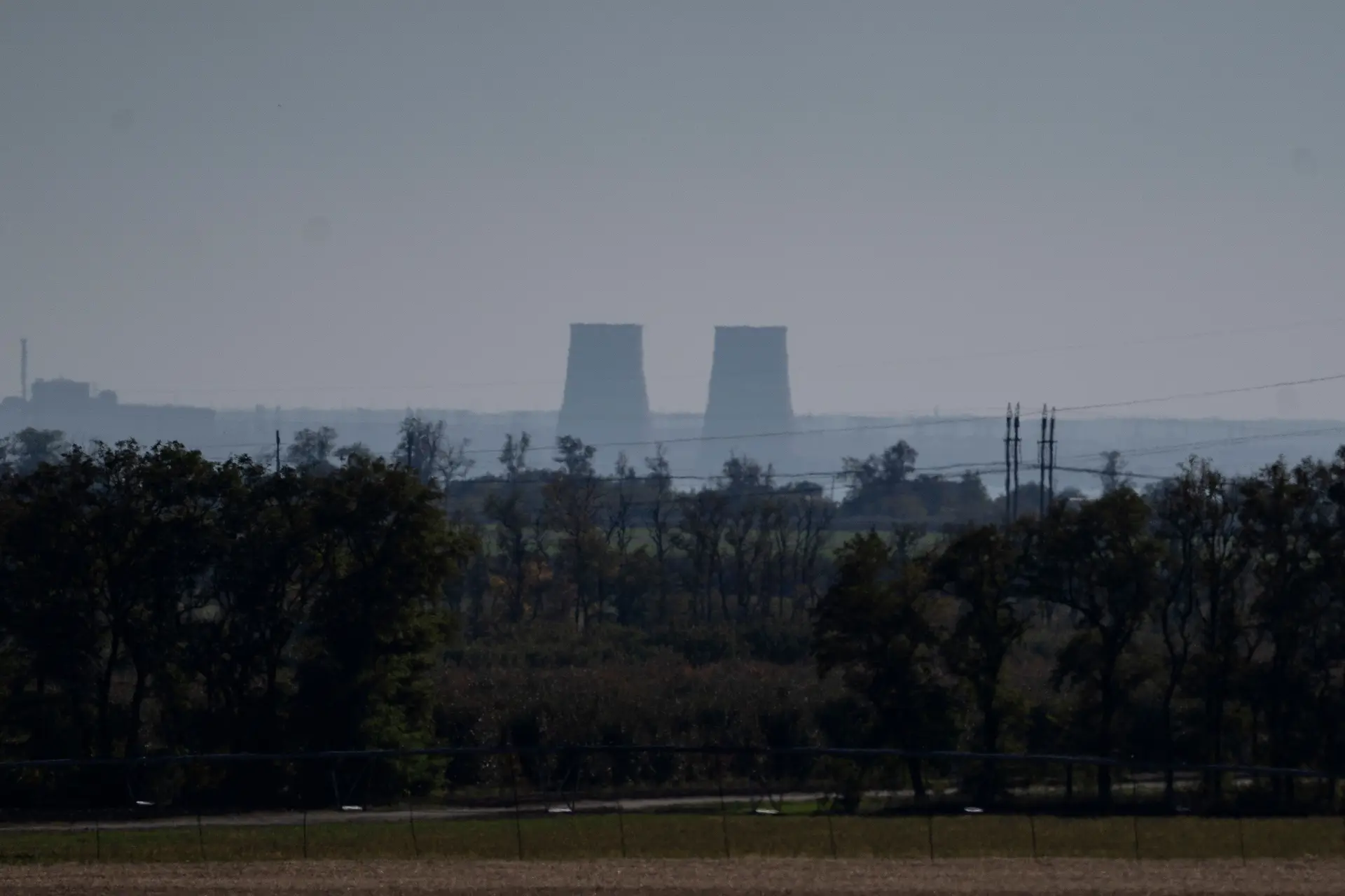 Central nuclear de Zaporíjia recupera alimentação elétrica