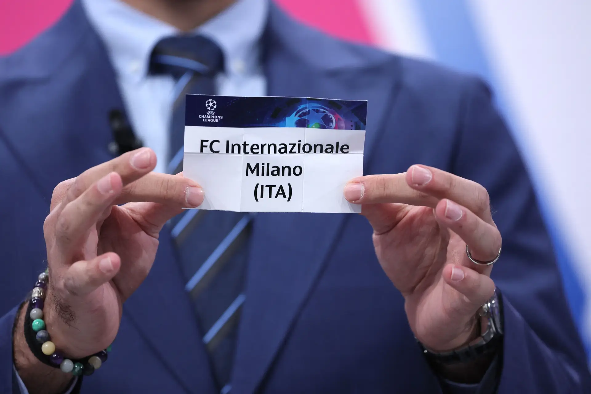 Vice-presidente do Inter elogia FC Porto e diz que "detalhes farão a diferença"