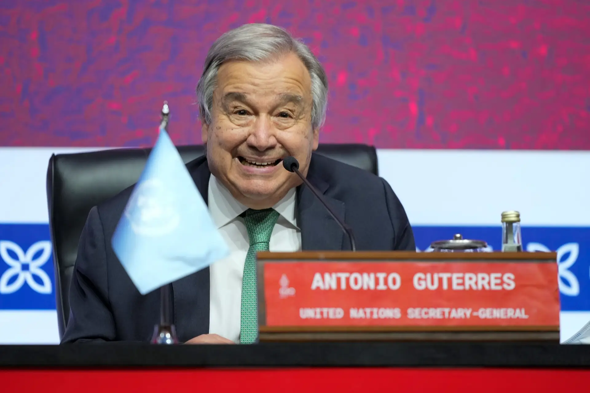 "Precisamos de uma nova abordagem": a proposta que Guterres vai levar ao G20 para combater as alterações climáticas