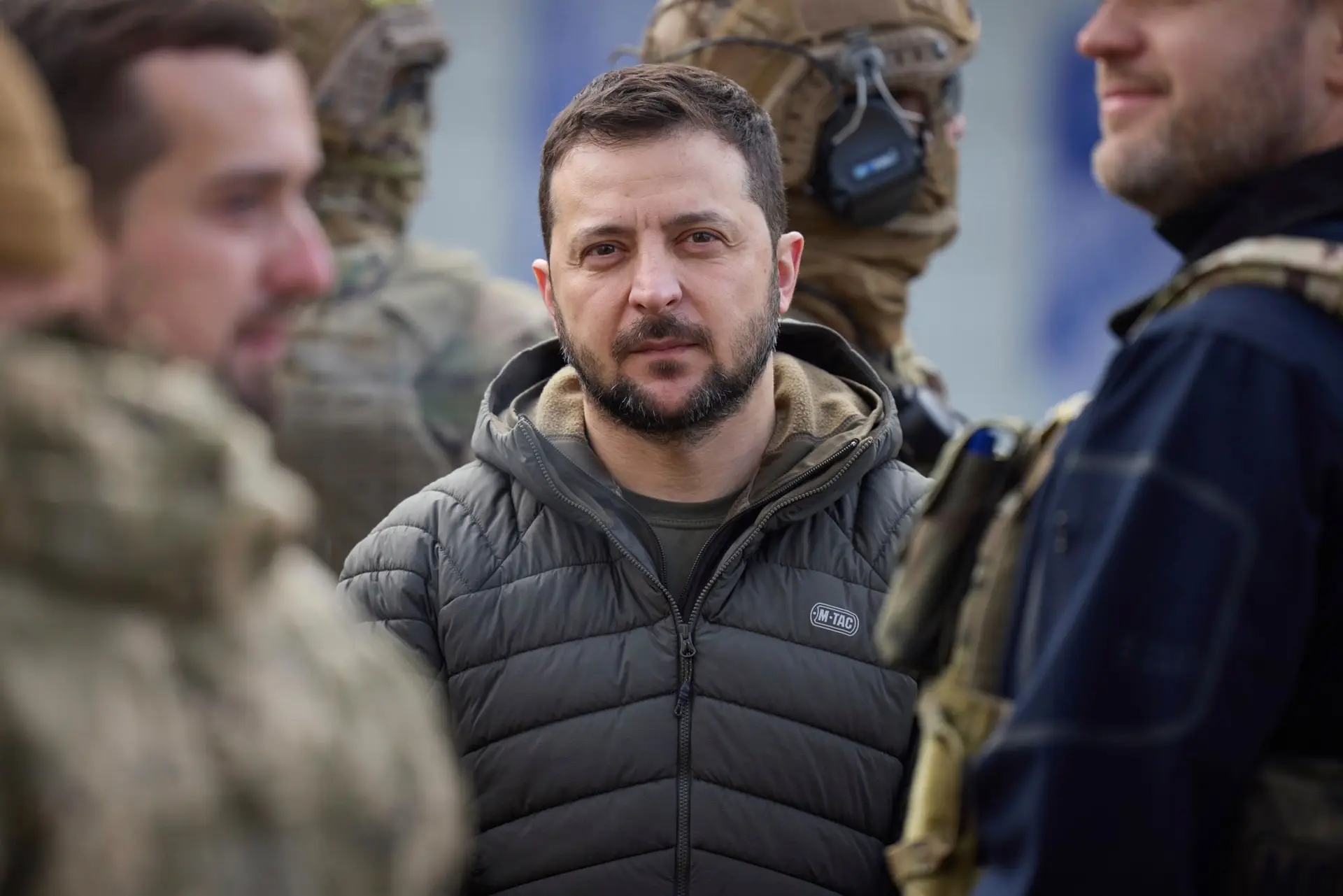 Zelensky exclui Moscovo e dirige-se ao "G19":  "É tempo" de acabar com a guerra "destrutiva" da Rússia