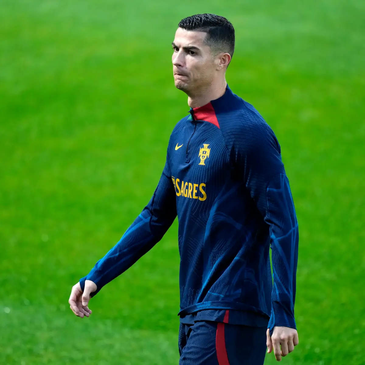 Contratação de Cristiano Ronaldo causa correria às lojas por
