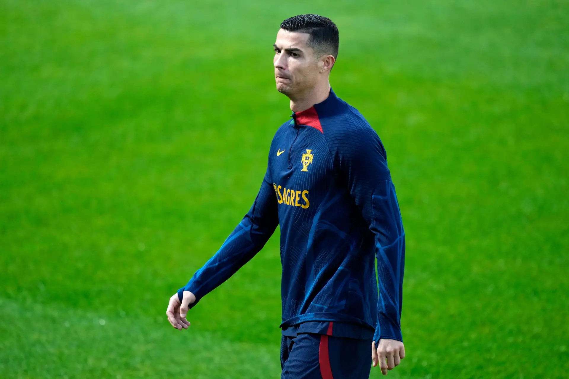 Cristiano Ronaldo "enterrou praticamente toda a gente" no Manchester United
