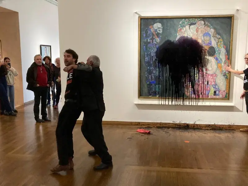 Quadro de Gustav Klimt atacado por ativistas pelo clima