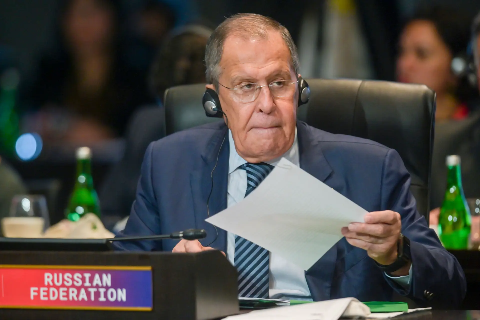 Lavrov ameaça Kiev sobre territórios ocupados