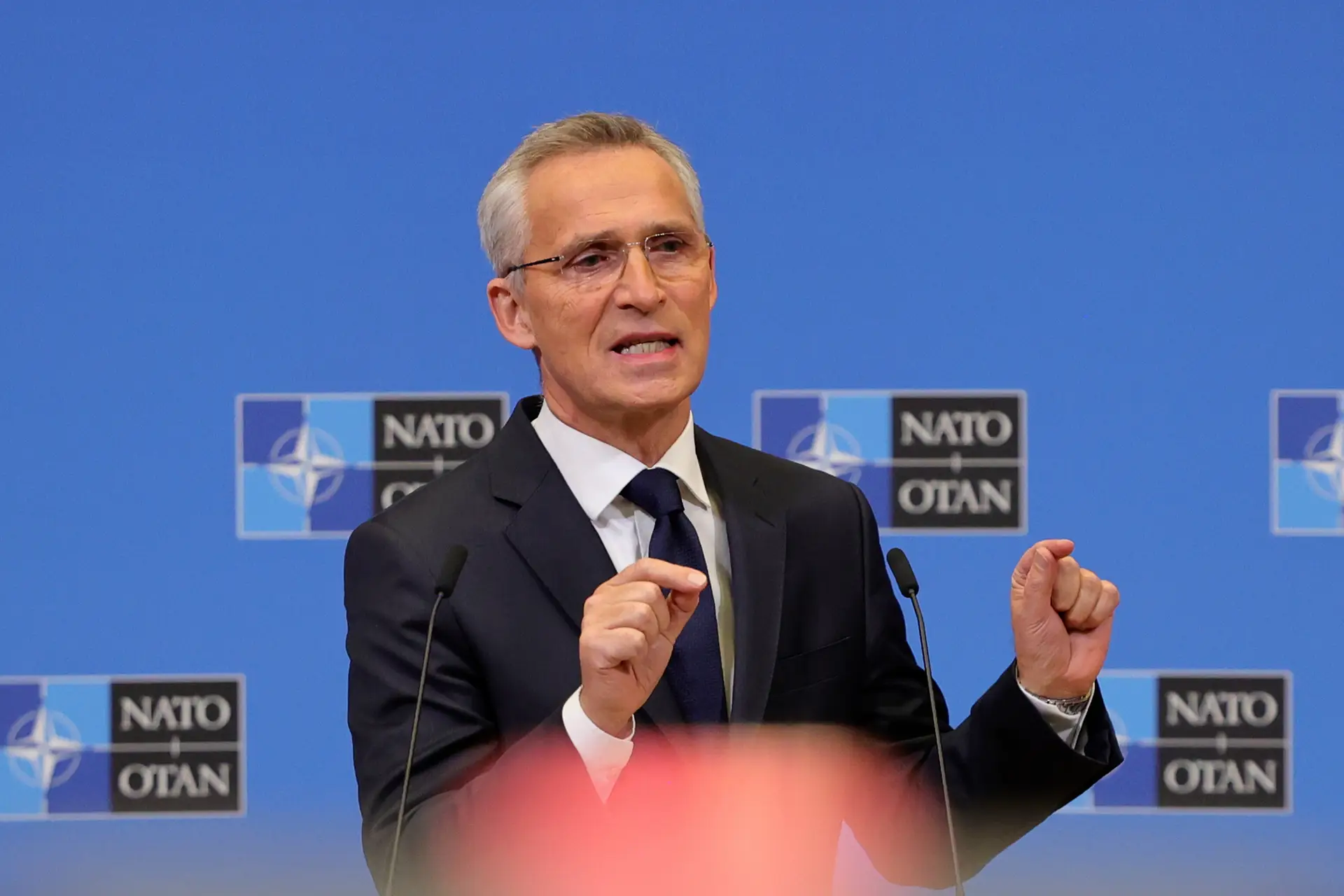 NATO deixa aviso: "Temos de estar preparados para apoiar a Ucrânia durante muito tempo"