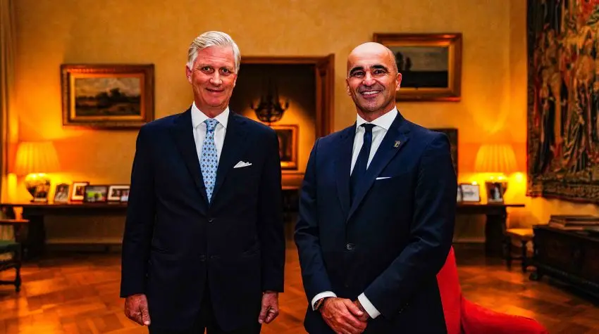 Um Rei no papel de selecionador nacional? Momento caricato aconteceu na Bélgica