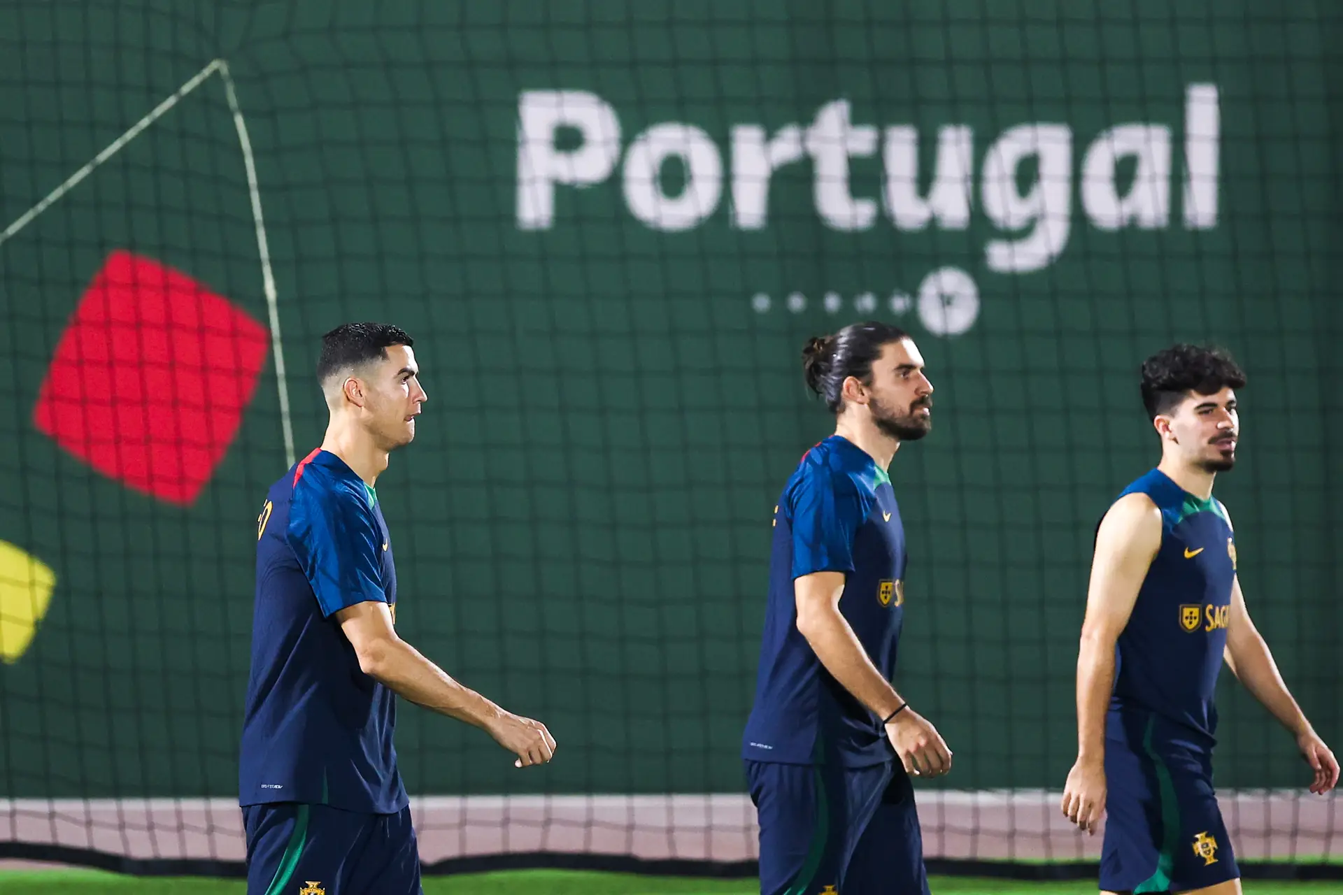 Cristiano Ronaldo e Rúben Neves juntam-se ao estágio da seleção nacional