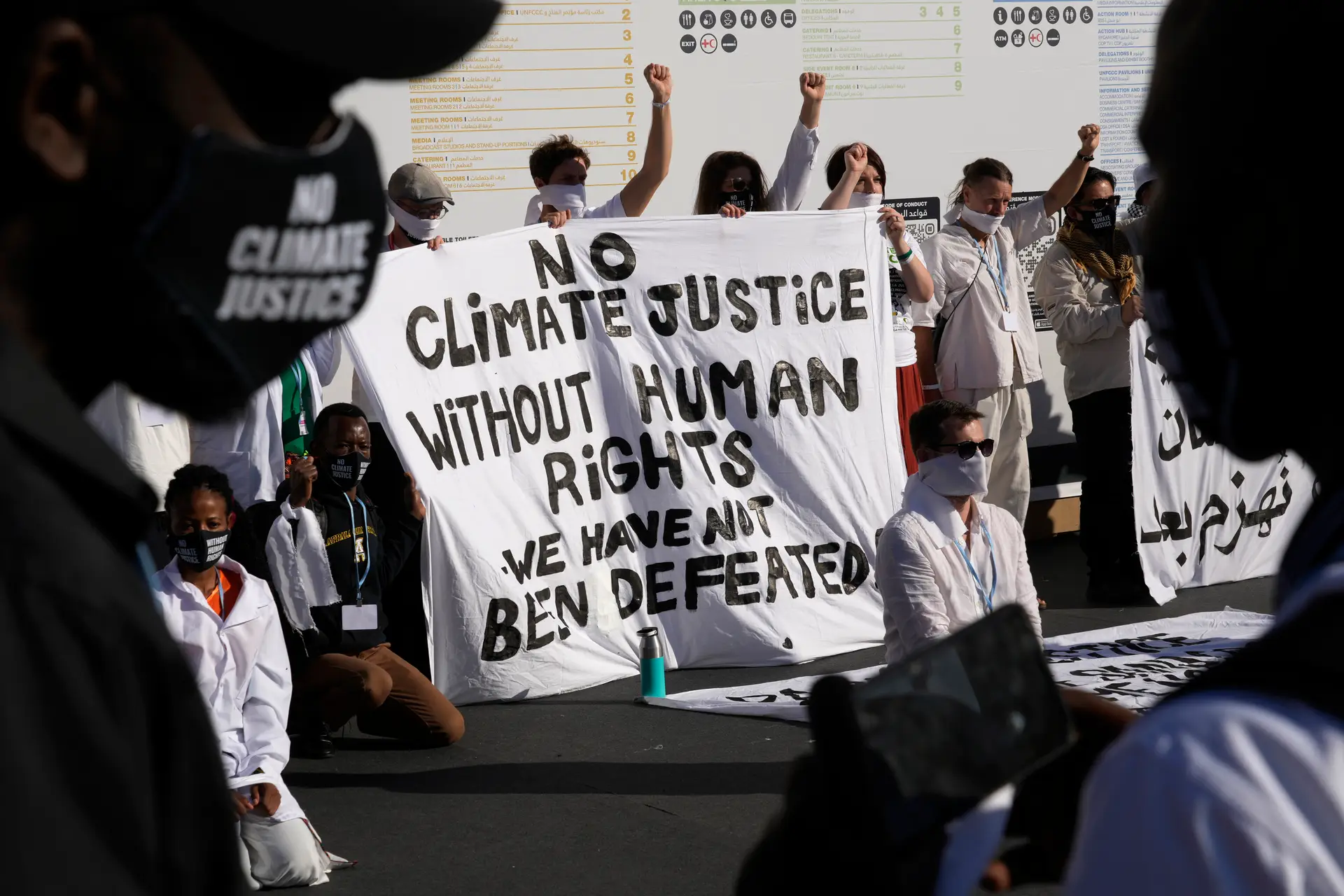 Mais de 400 ativistas climáticos detidos no Egito durante a COP 27