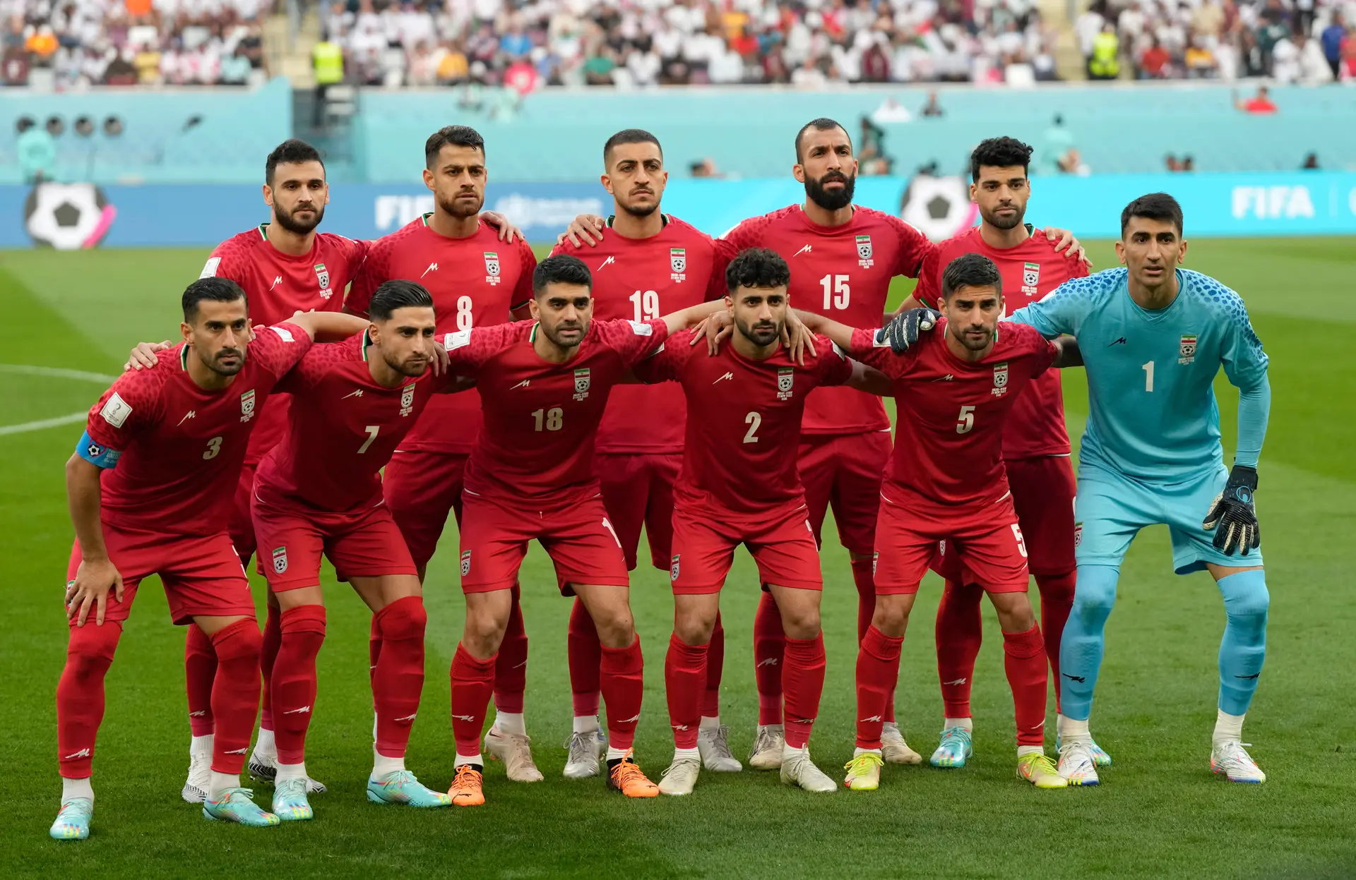 Jogadores do Irão não cantam hino nacional antes do jogo de estreia no Mundial