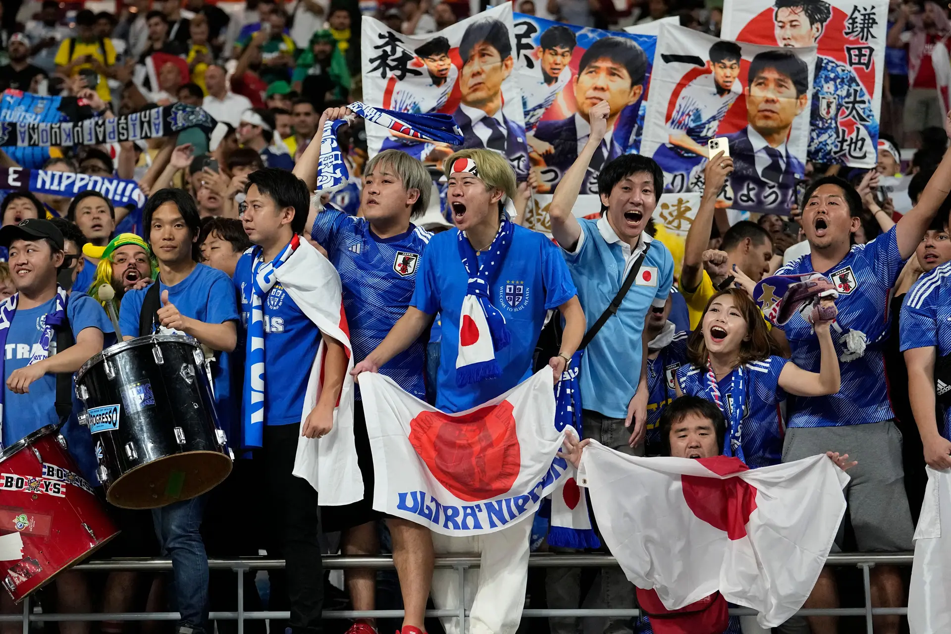 Mundial: comportamento (habitual) dos adeptos japoneses surpreende adepto do Qatar