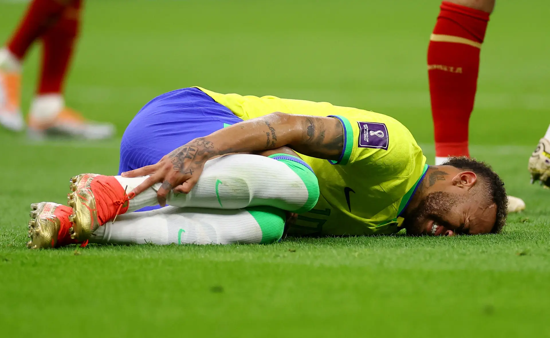 Soam os alarmes na seleção brasileira: Neymar lesionado, médicos tentam "perceber gravidade"