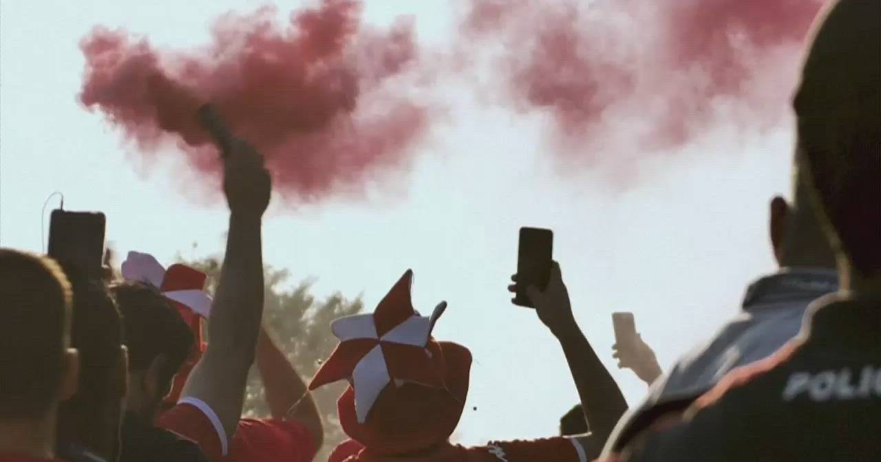 Protesto contra o regime iraniano antecede o jogo Inglaterra-Irão