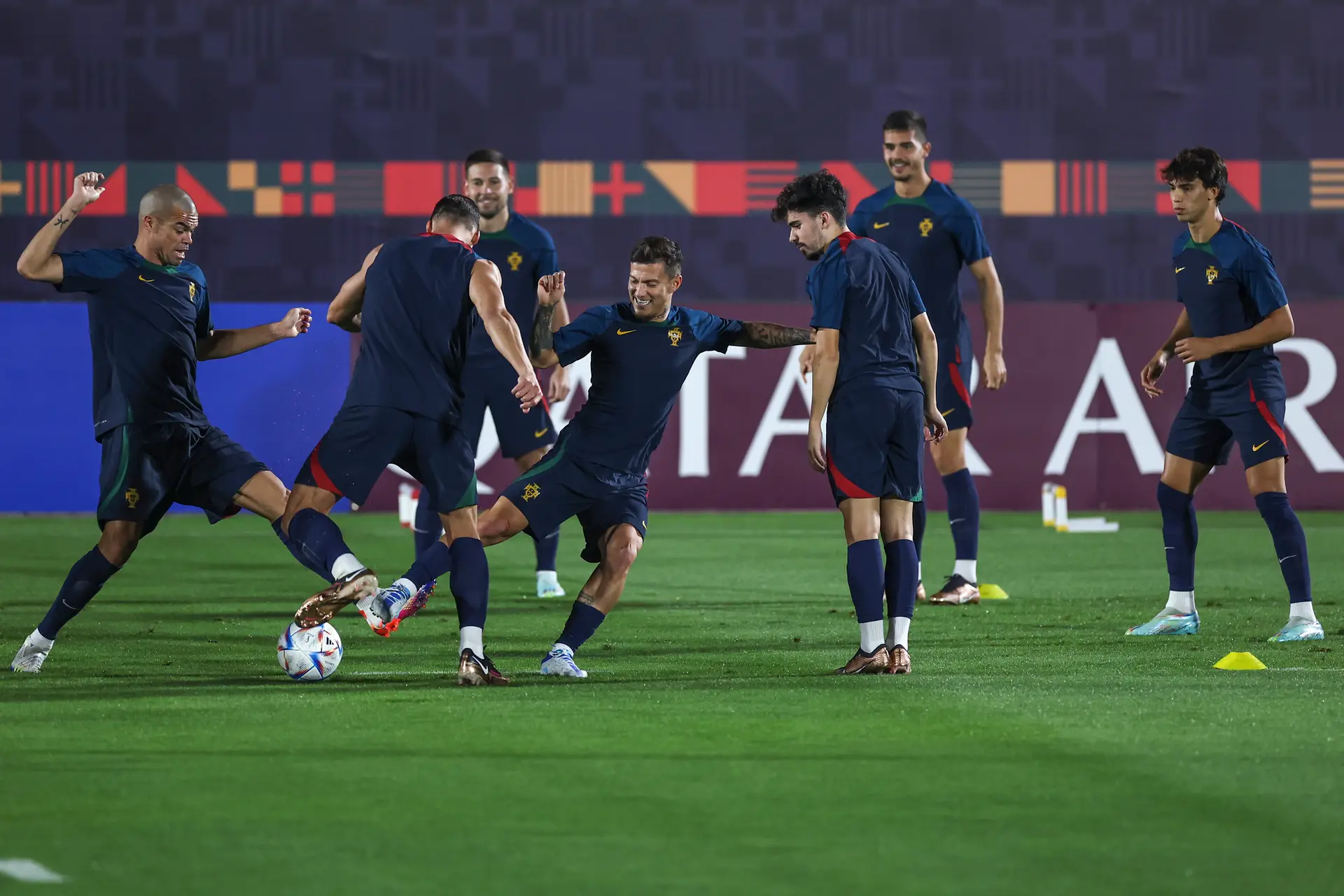 Portugal realiza último treino de preparação para o jogo com a Coreia do Sul