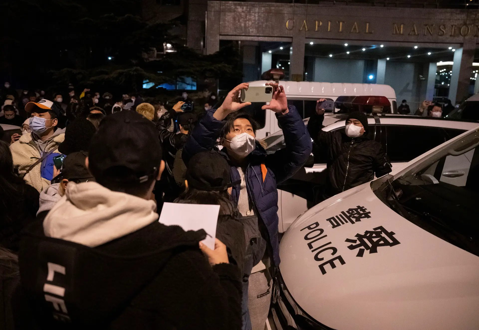 Polícia chinesa cerca Pequim para impedir protestos
