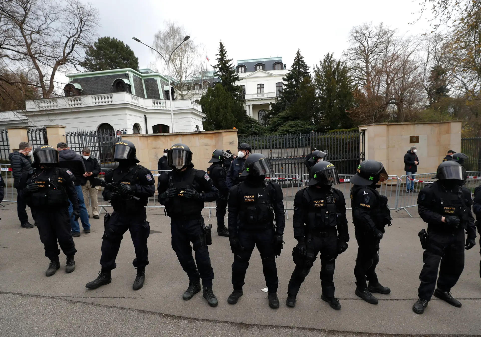 Polícia checa investiga 49 pessoas por apoio público à Rússia na guerra contra a Ucrânia