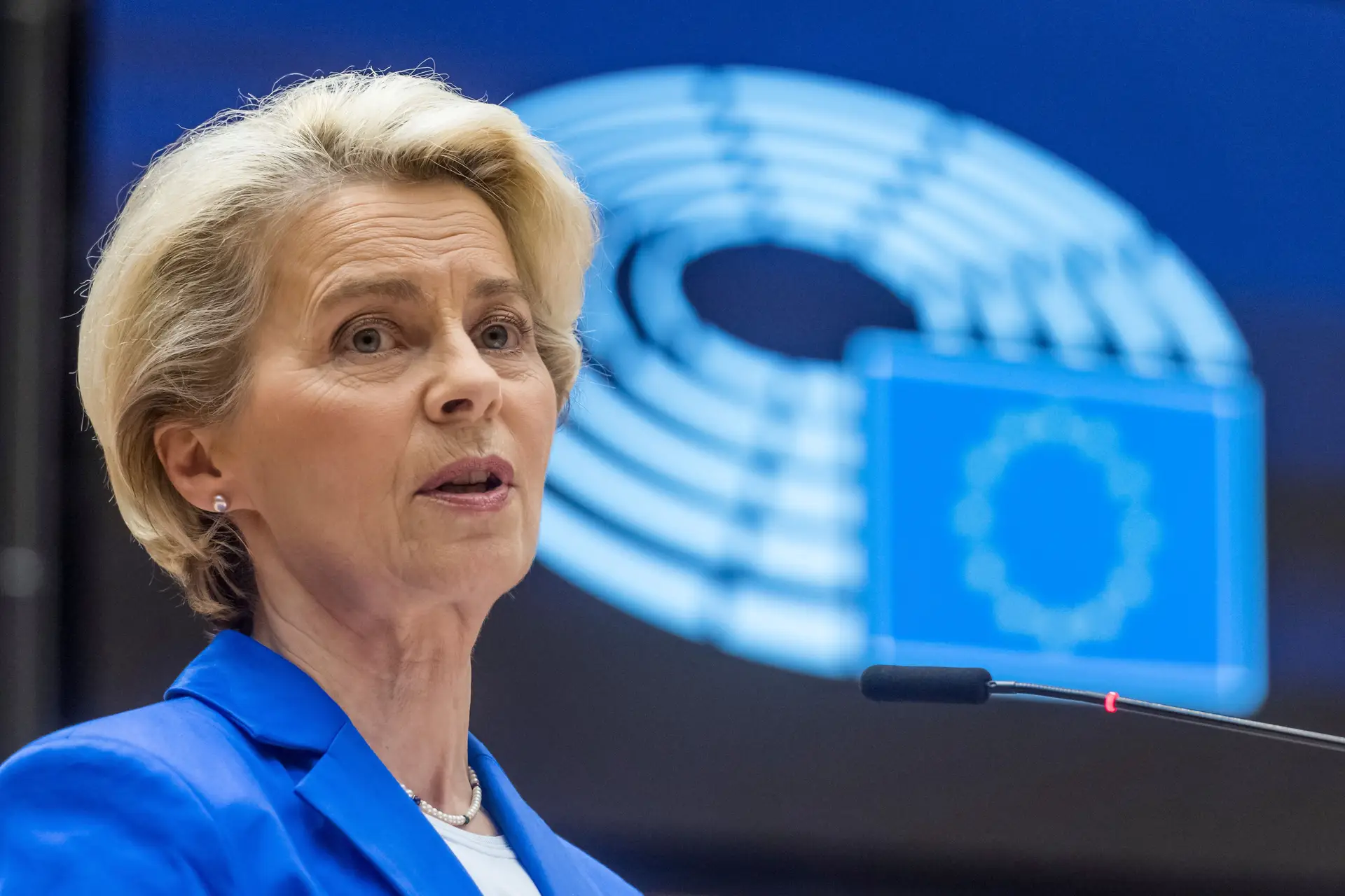 Von der Leyen diz que UE "está a salvo" no inverno apesar de "chantagem russa"