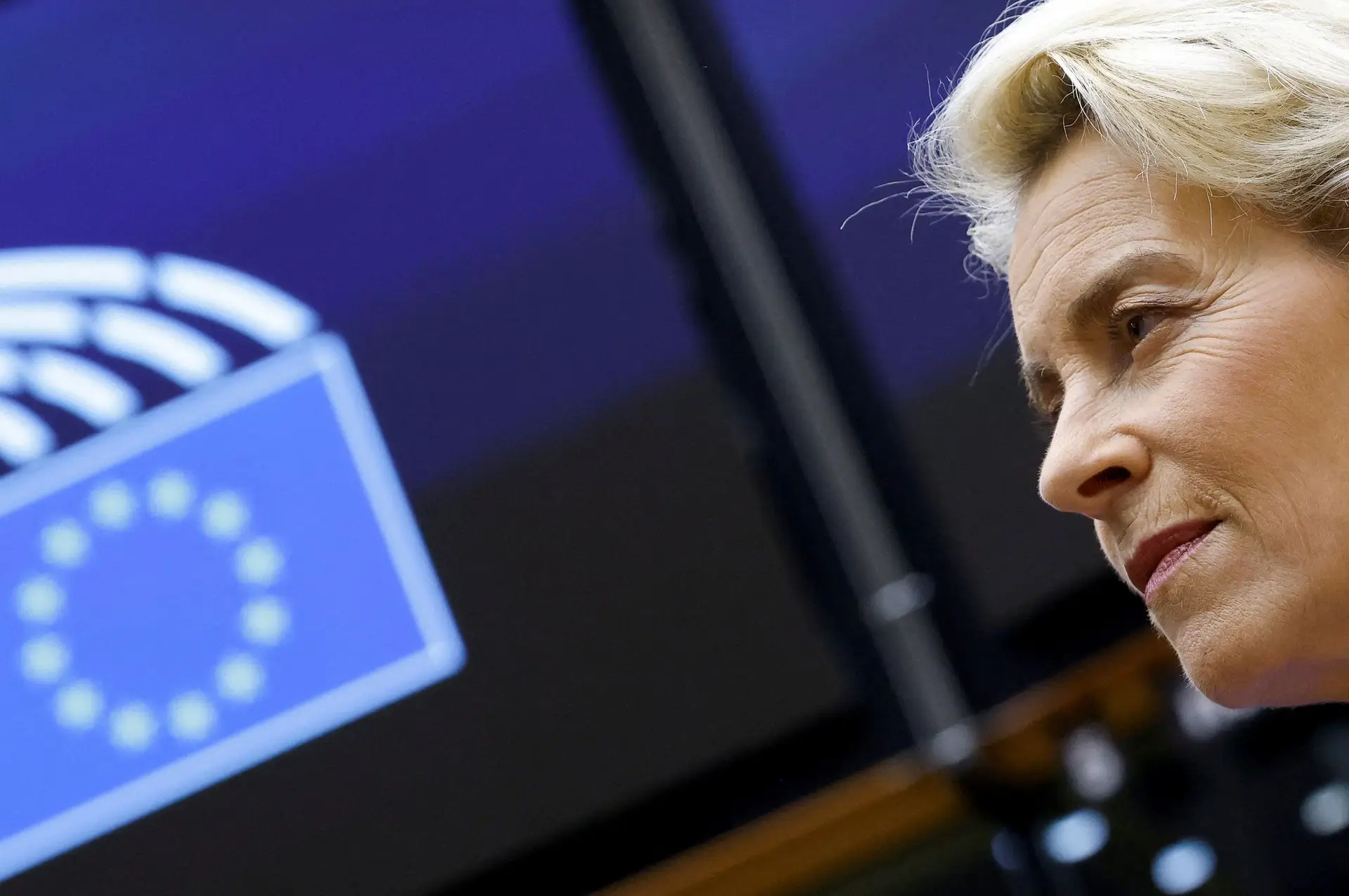 UE acorda proposta para limitar o preço do barril de petróleo russo