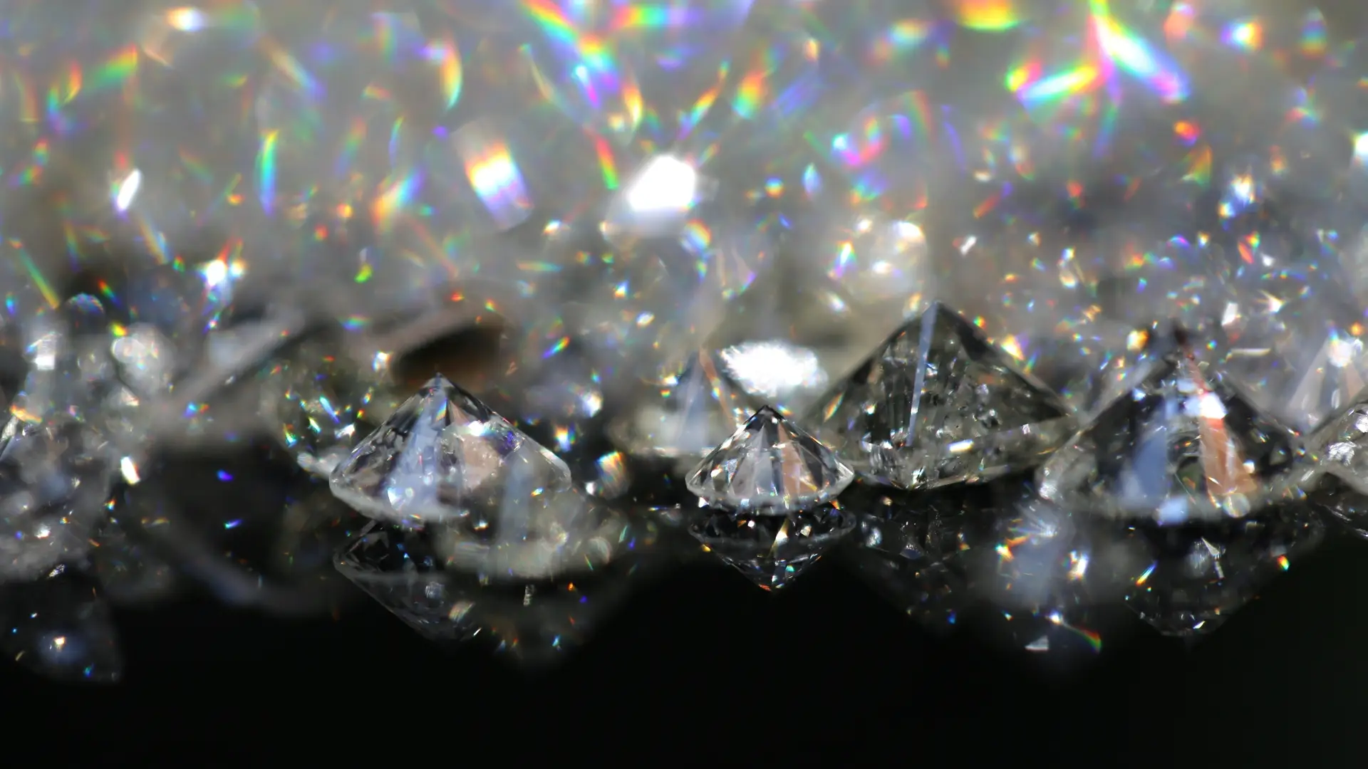 Mercenários do grupo Wagner saqueiam diamantes na RCA para vender na Europa