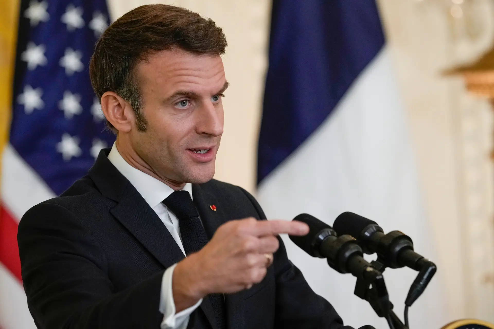 Macron encontrou-se com Elon Musk para uma conversa "clara e sincera"