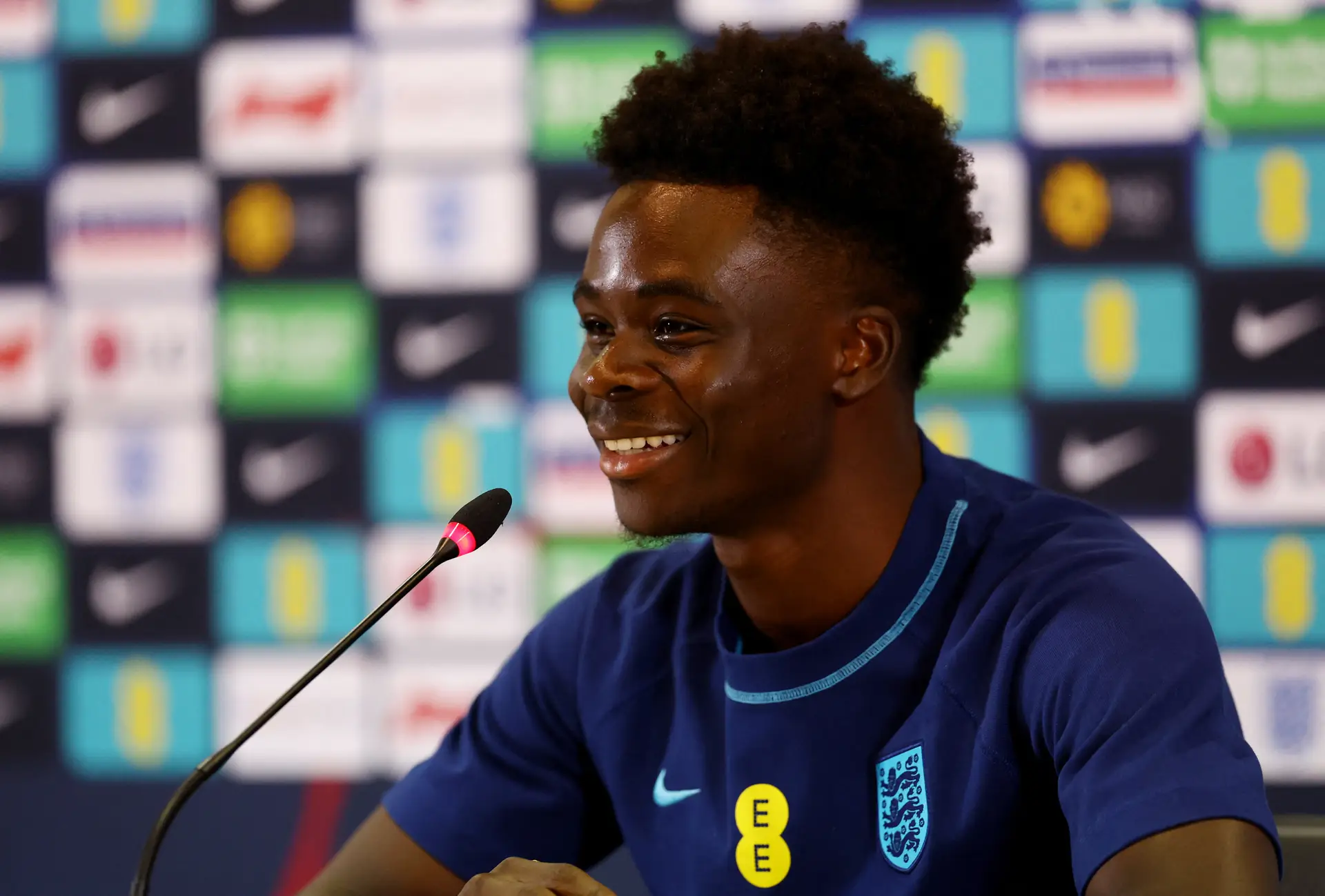Após falhar no Euro 2020, Saka assume que "terá todo o gosto" em voltar a bater penálti
