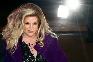 A carreira de Kirstie Alley, vencedora de dois Emmy