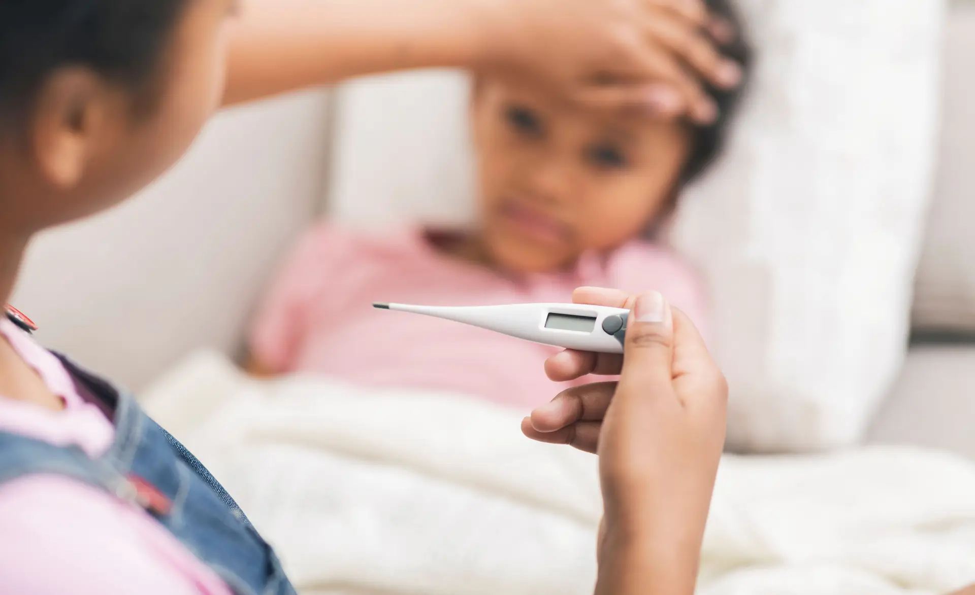 O meu filho está doente: o que diz a lei sobre faltar ao trabalho?