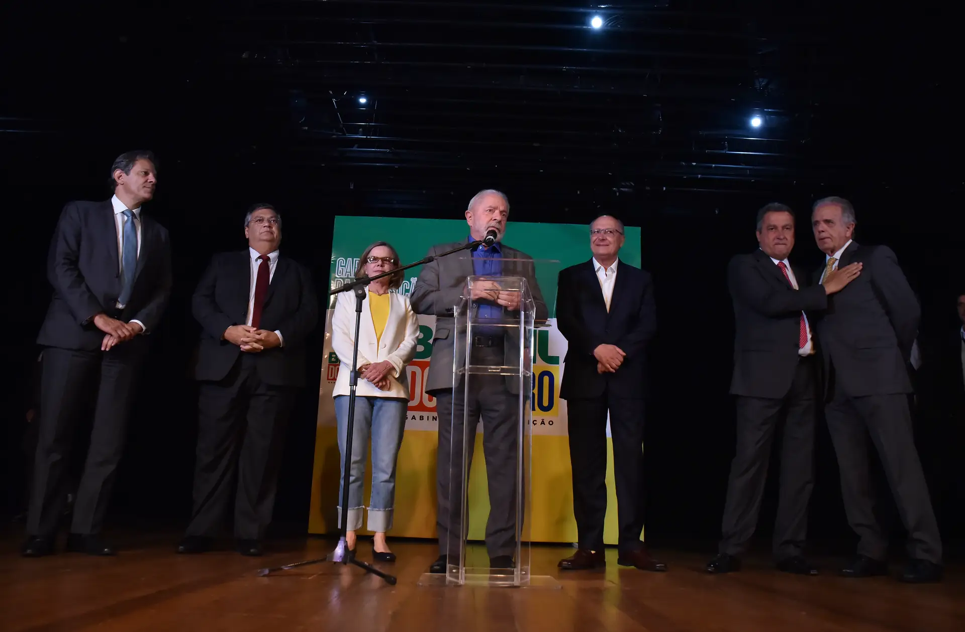 Lula da Silva anuncia nomes do futuro Governo, Haddad nas Finanças