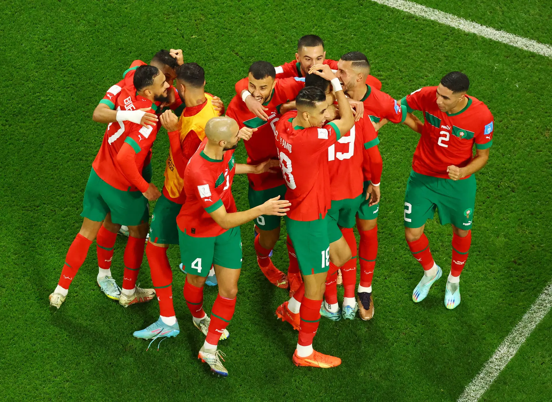 Marrocos torna-se a primeira seleção africana a atingir as meias finais de um Mundial