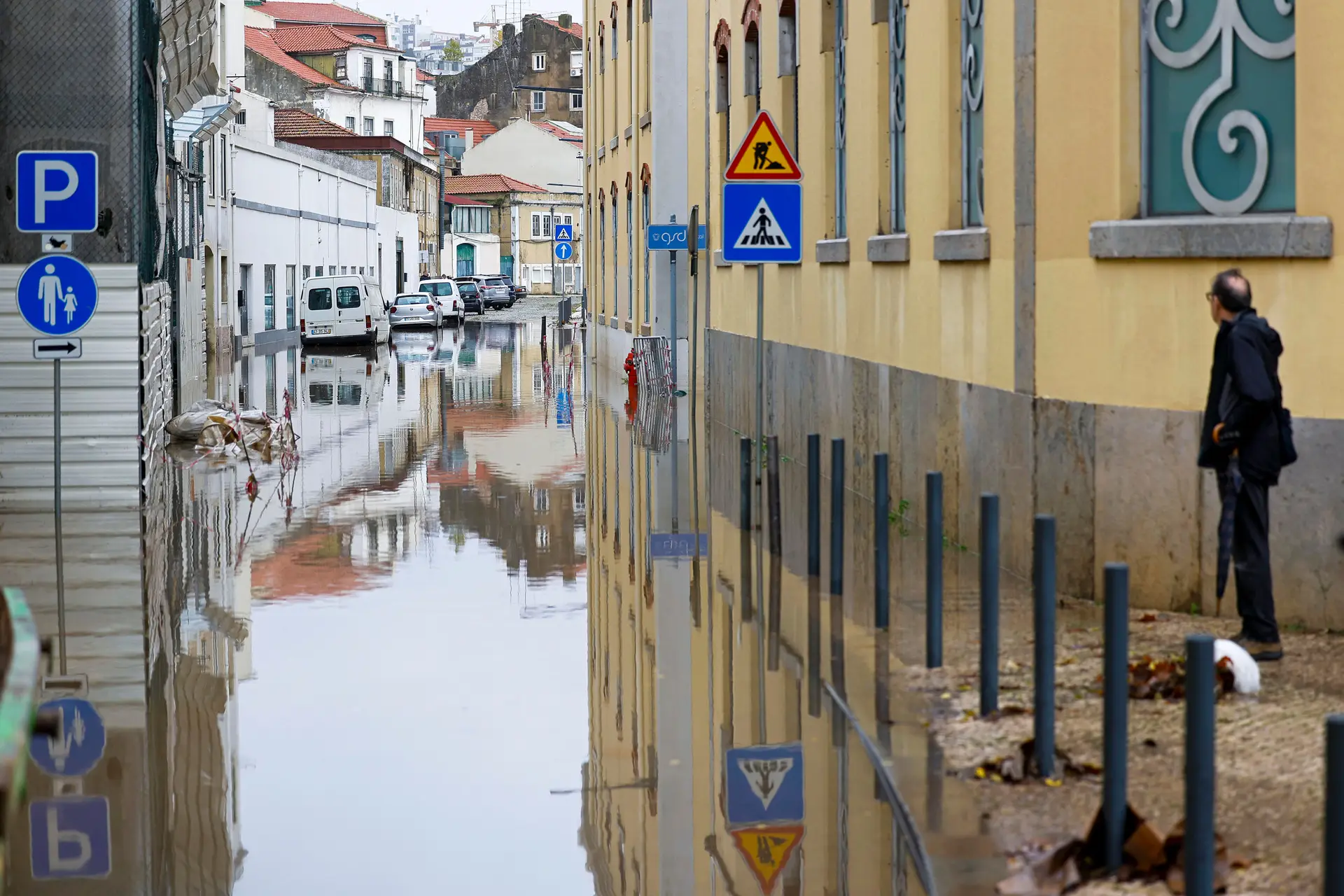 Depressão Leonardo deverá trazer em 24 horas a chuva equivalente a três dias de inverno