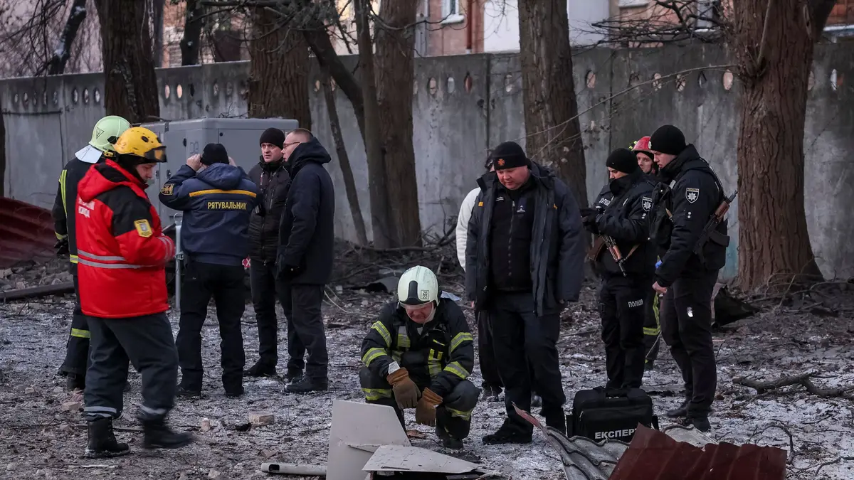 Polícia investiga destroços de drone em Kiev