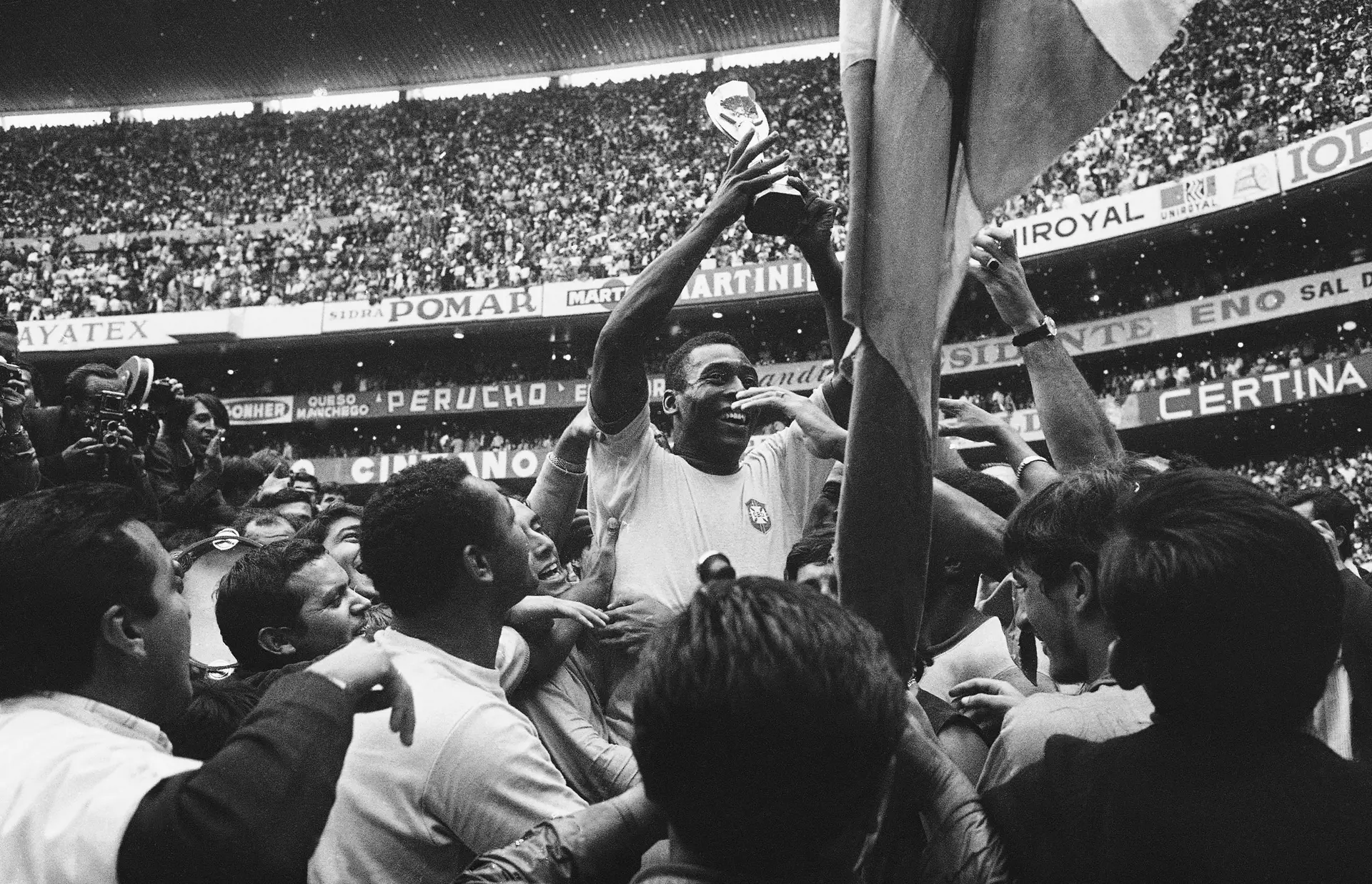 Quatro letras, um ícone: longa vida ao Rei Pelé