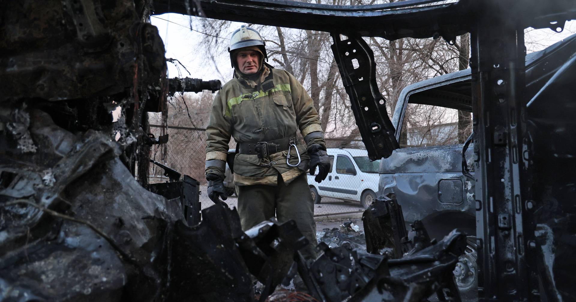 One dead and nine wounded in Ukraine’s “largest attack” on Donetsk since 2014