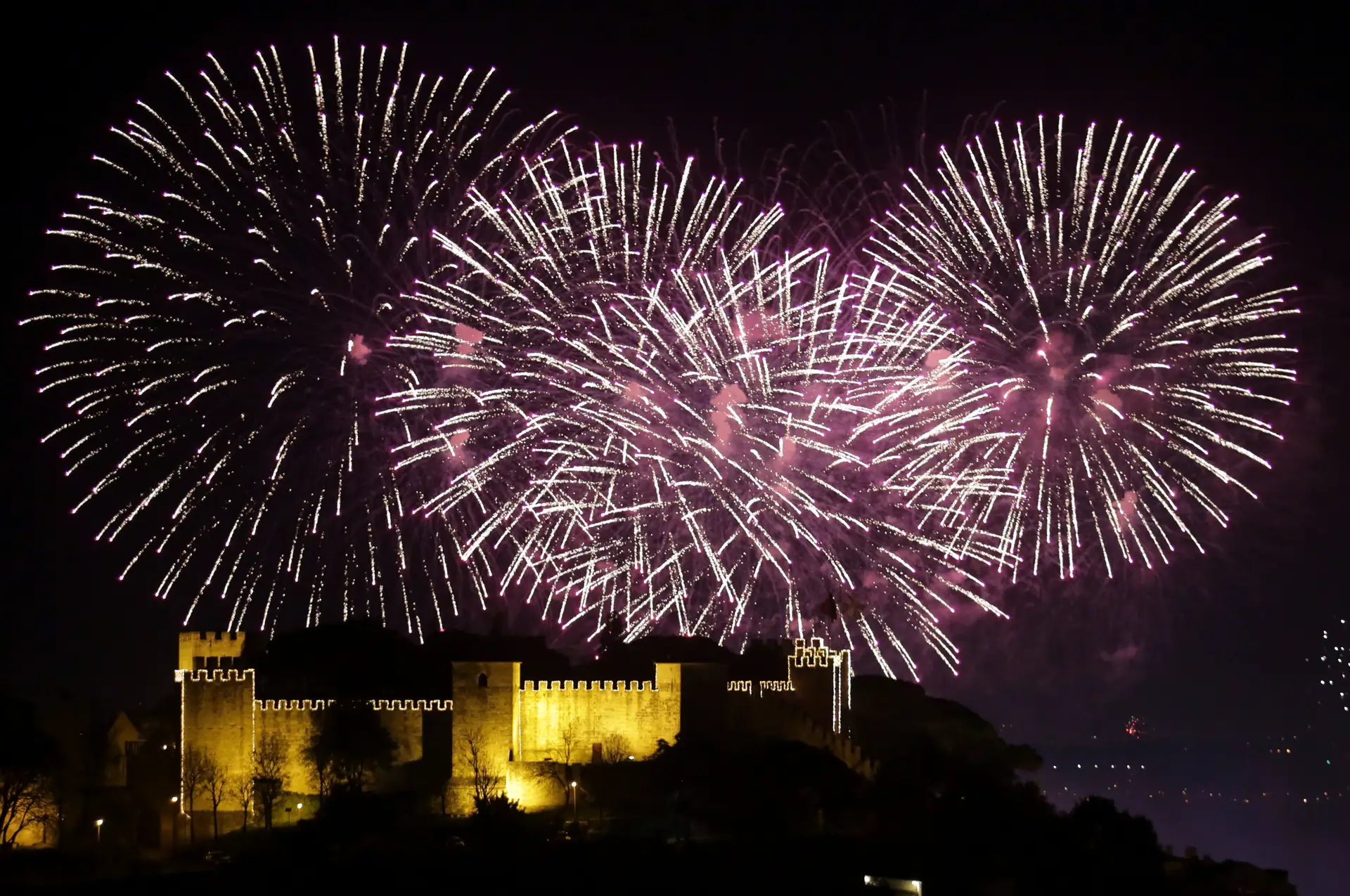 Confira o cartaz das celebrações de Ano Novo em Lisboa