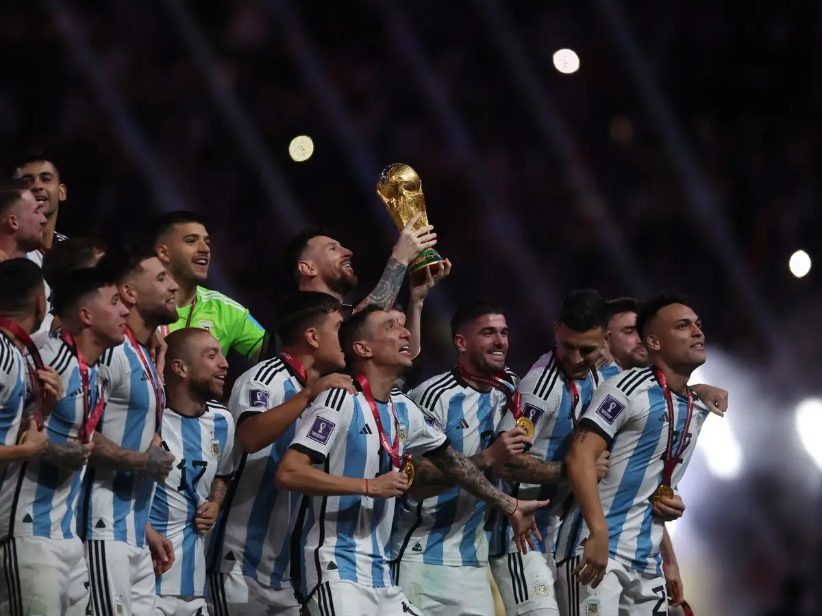 Argentina espera repetir Espanha de 2010: campeã apesar de derrota na  estreia - Copa - Diário de Canoas
