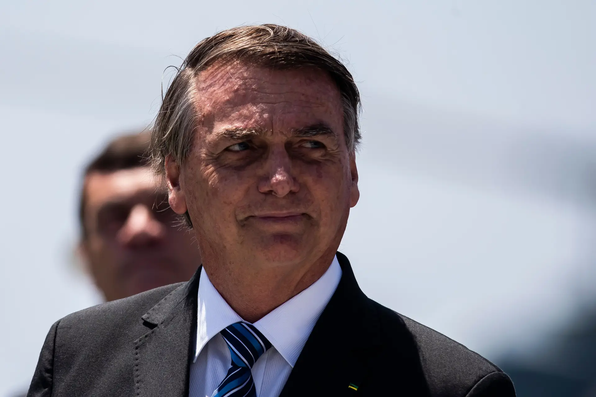 Bolsonaro questionou derrota eleitoral e justiça brasileira no Facebook, mas depois apagou