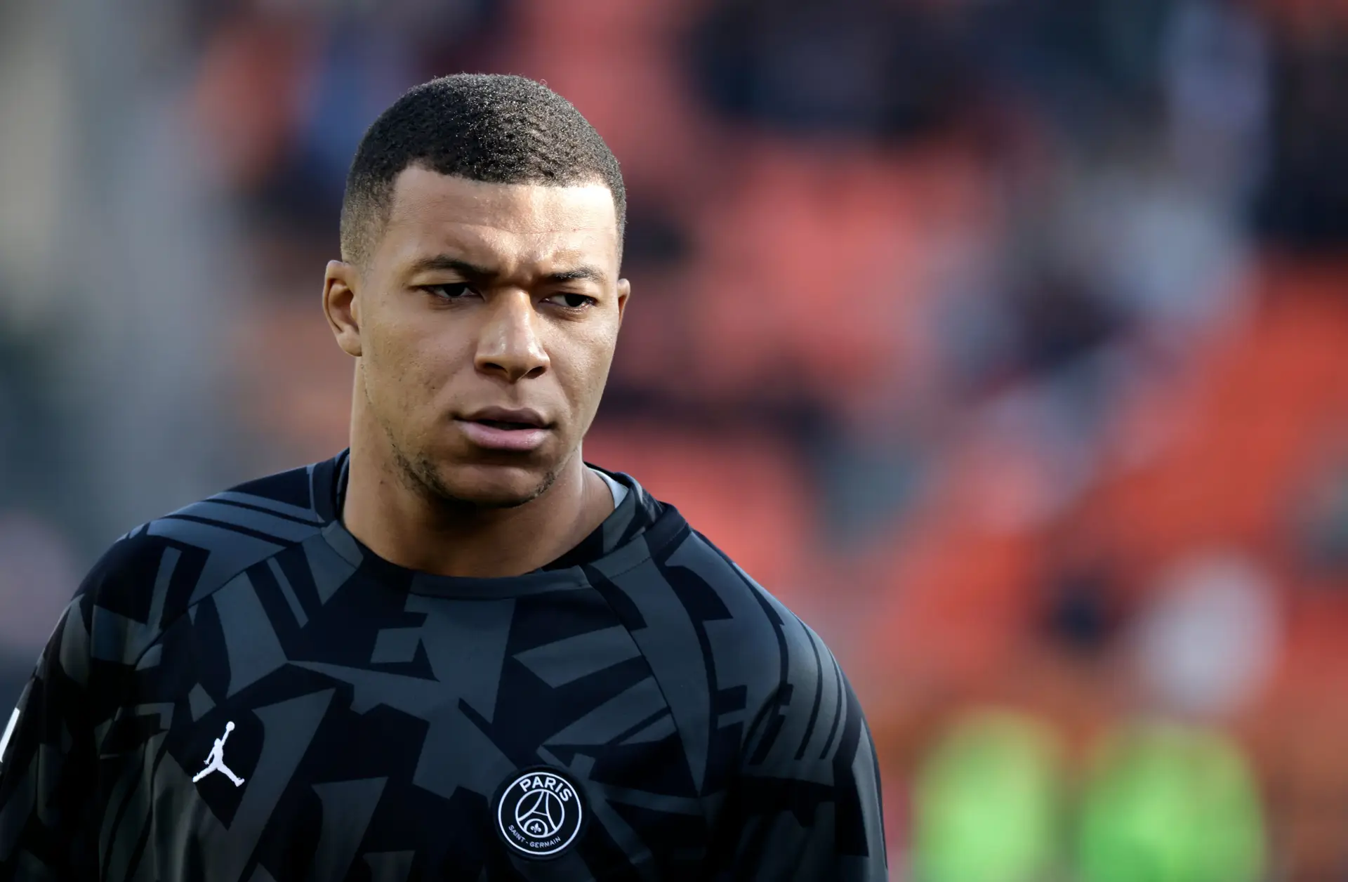 Mbappé retoma treinos no PSG três dias após final do Mundial 2022