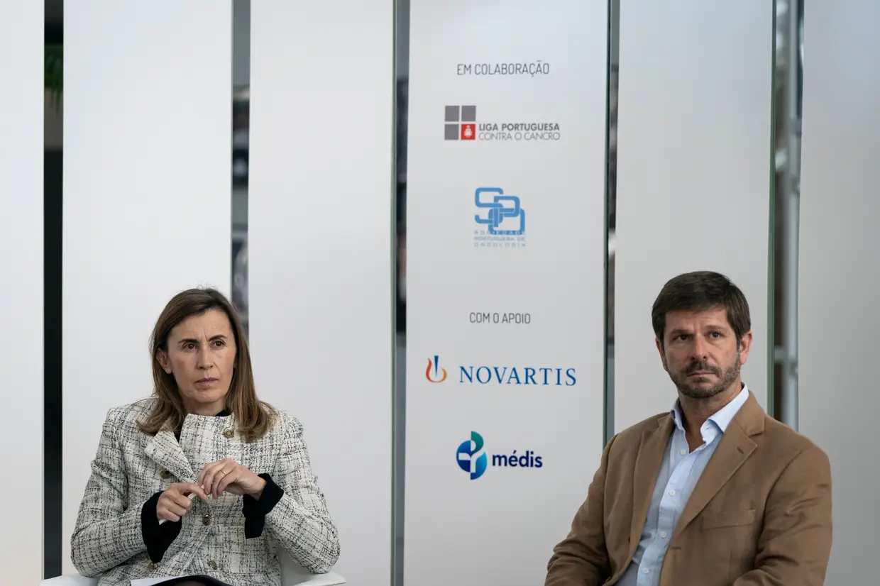 A prevenção e literacia foram as prioridades identificadas por Teresa Bartolomeu, enquanto que António Medina Almeida se focou na dificuldade no acesso aos cuidados de suporte e à necessidade de recuperar o percurso do doente com cancro