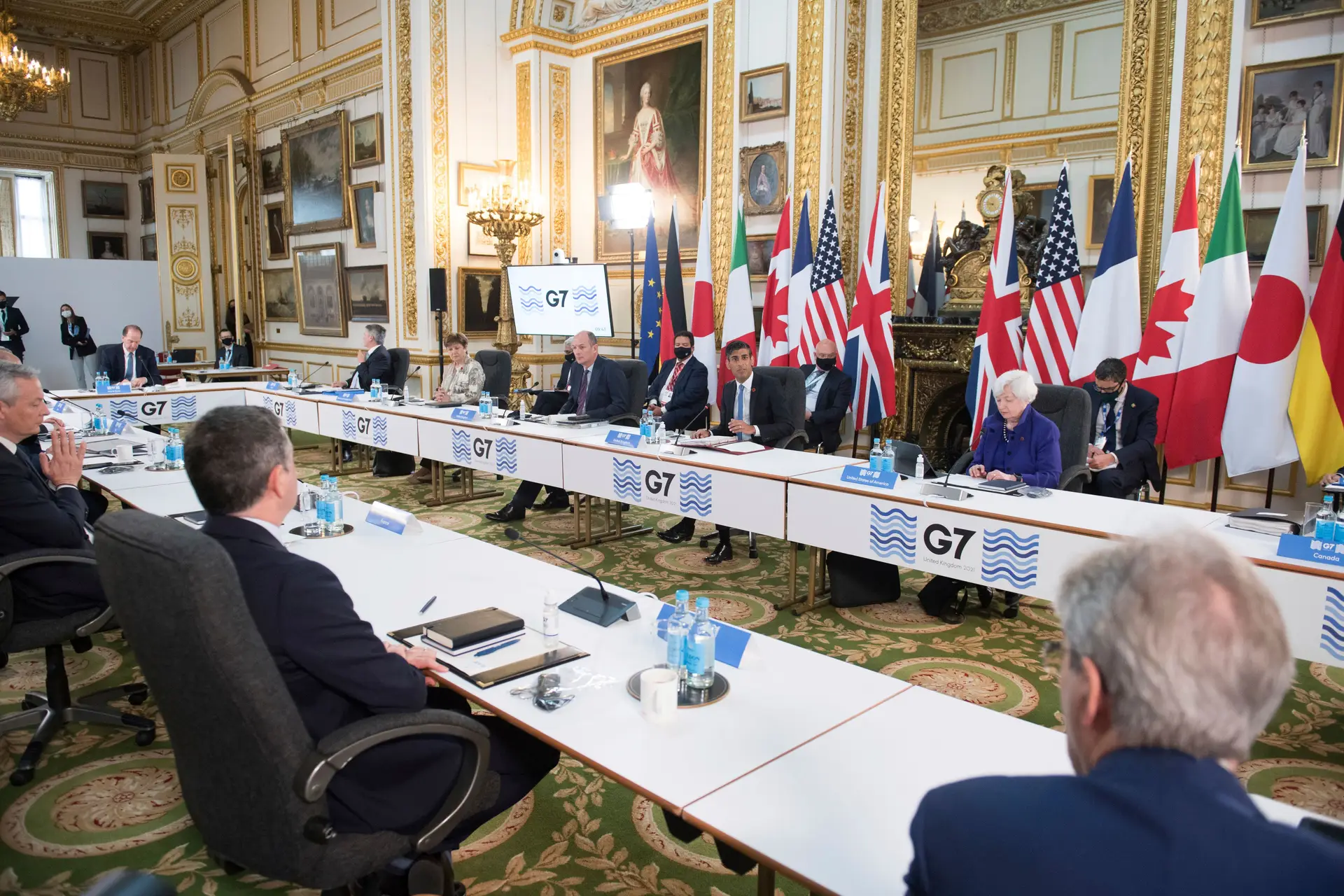 G7 pede à Bielorrússia para não apoiar Moscovo e ameaça com sanções